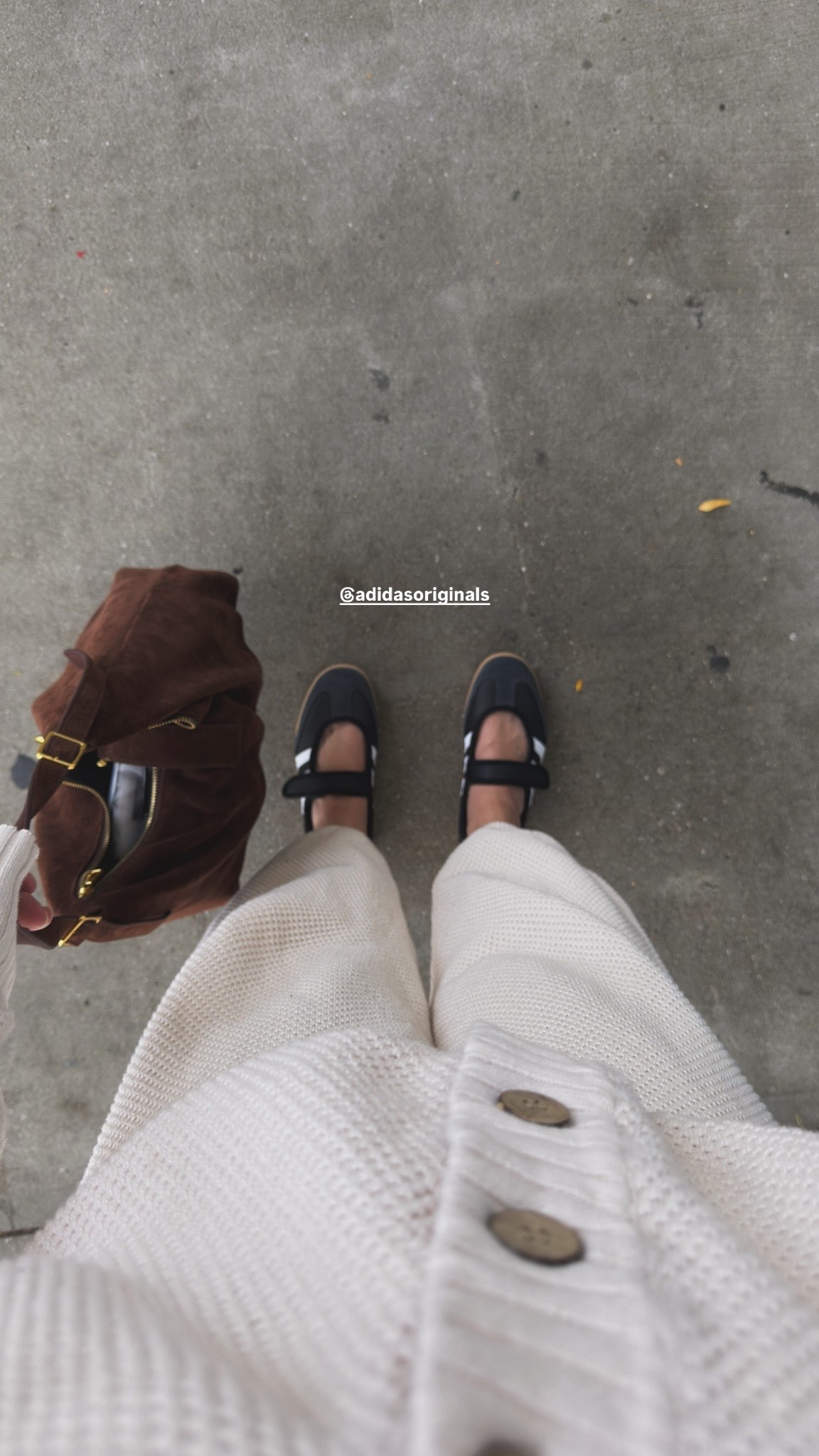 Obsessed with my Samba Jane’s. They’re so cute and comfortable. #trendy #adidas #cute #ootd #mom

#LTKStyleTip