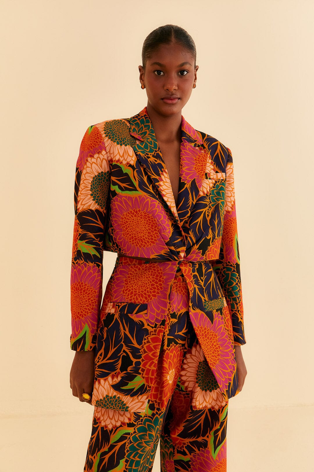 Black Vintage Garden Cut Out Blazer | FarmRio (US)