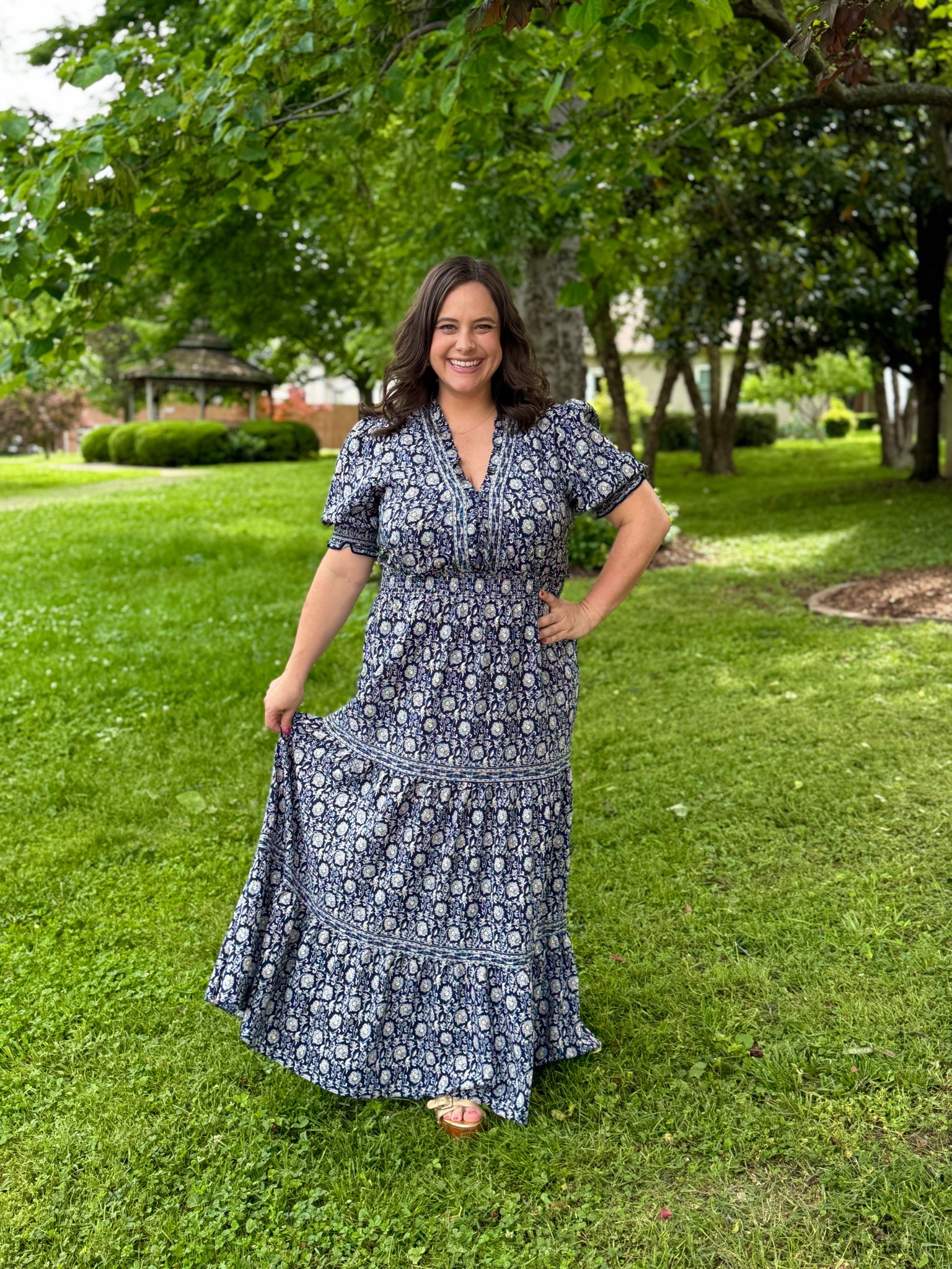 This Nordstrom Rack dress is on major clearance and is perfect for spring and summer. Hurry before it sells out! 


#summerfashion #summerdress

#LTKSaleAlert #LTKOver40 #LTKMidsize