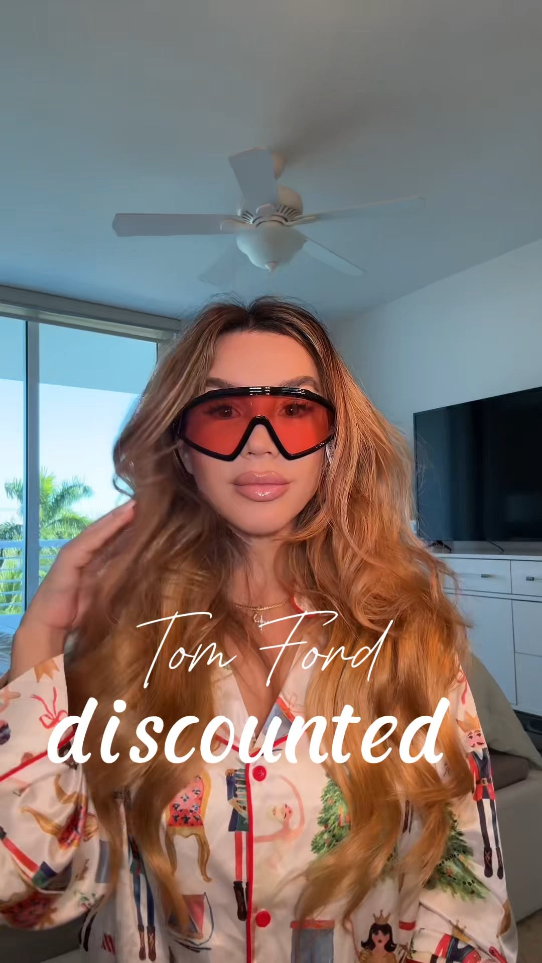 Tom ford sunnies under $200

#LTKHoliday #LTKGiftGuide #LTKU