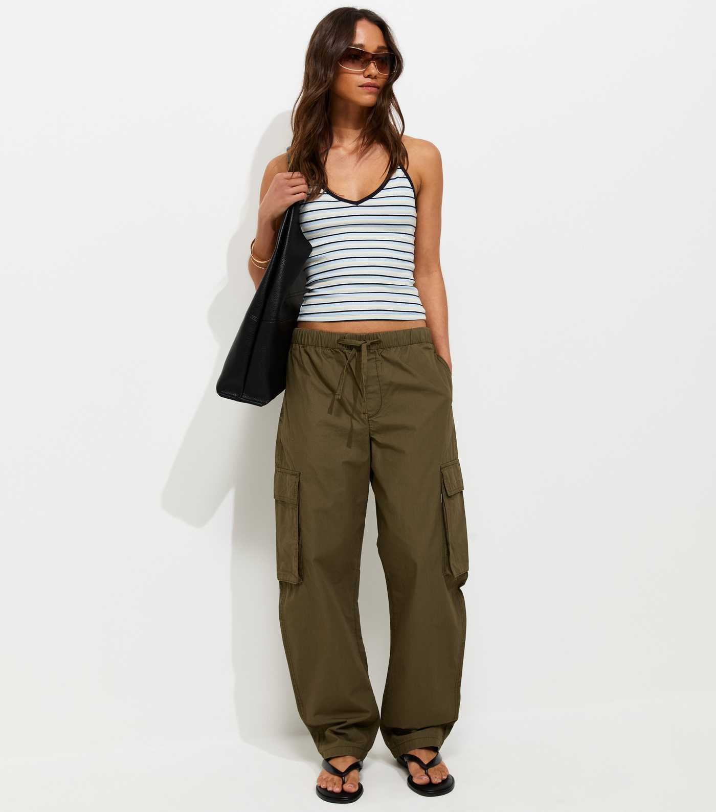 Dark Khaki Barrel Leg Utility Cargo Trousers | New Look | New Look (UK)