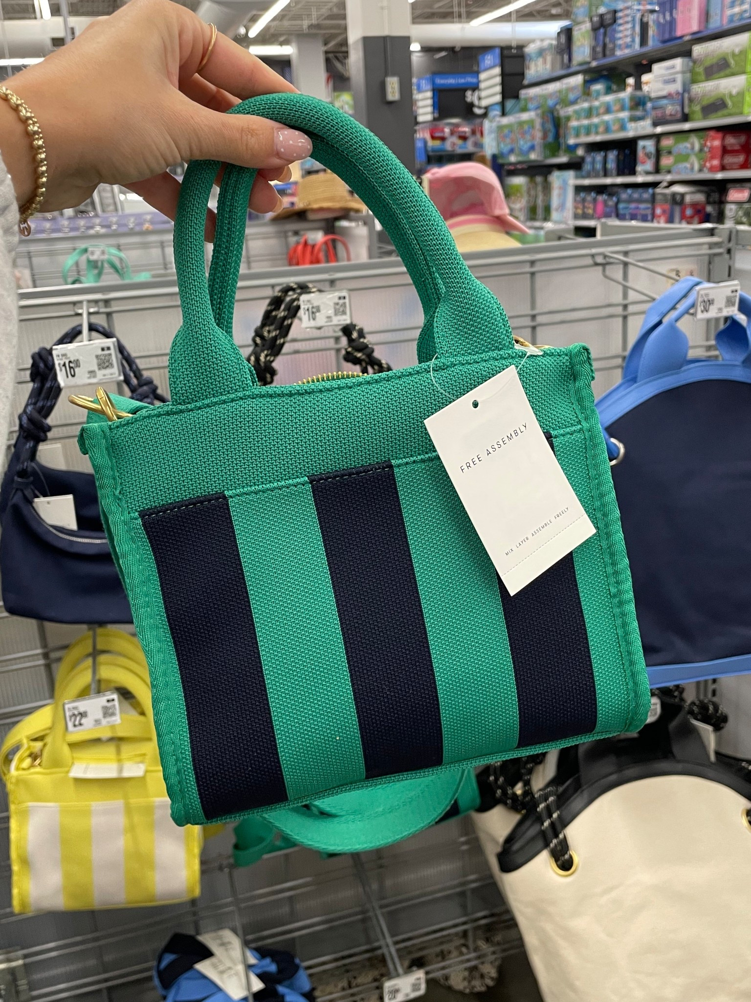 cutie bag!!! 💚

#LTKgrwm #LTKmomlife #LTKootd
