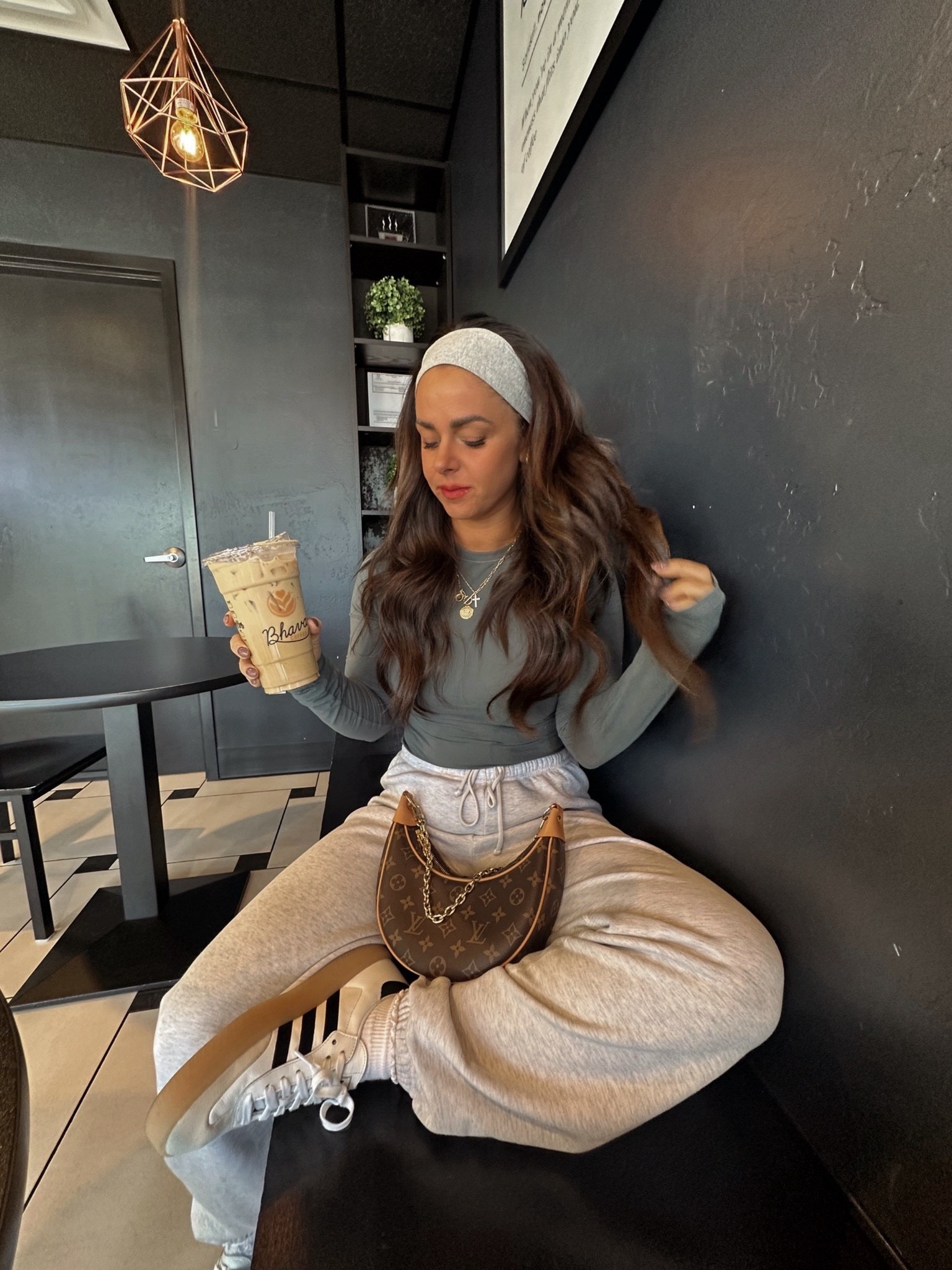 My favorite sweatpants ☁️

#LTKSeasonal #LTKFindsUnder50 #LTKStyleTip