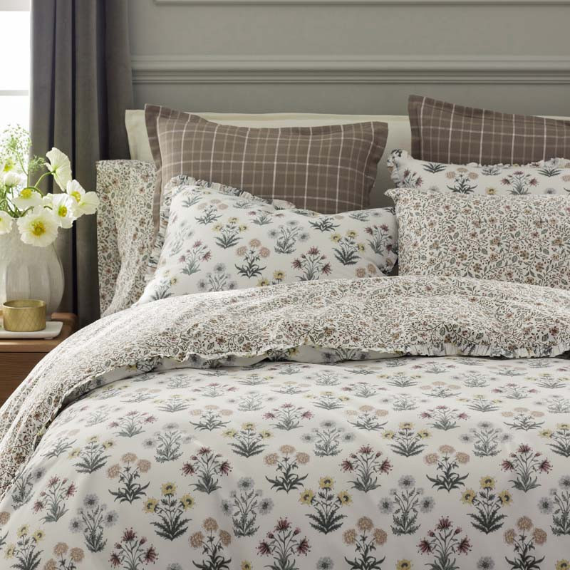 Garden Patch Reversible Garment Washed Cotton Percale Duvet Cover Set - Multi, King/Cal. King | The Company Store