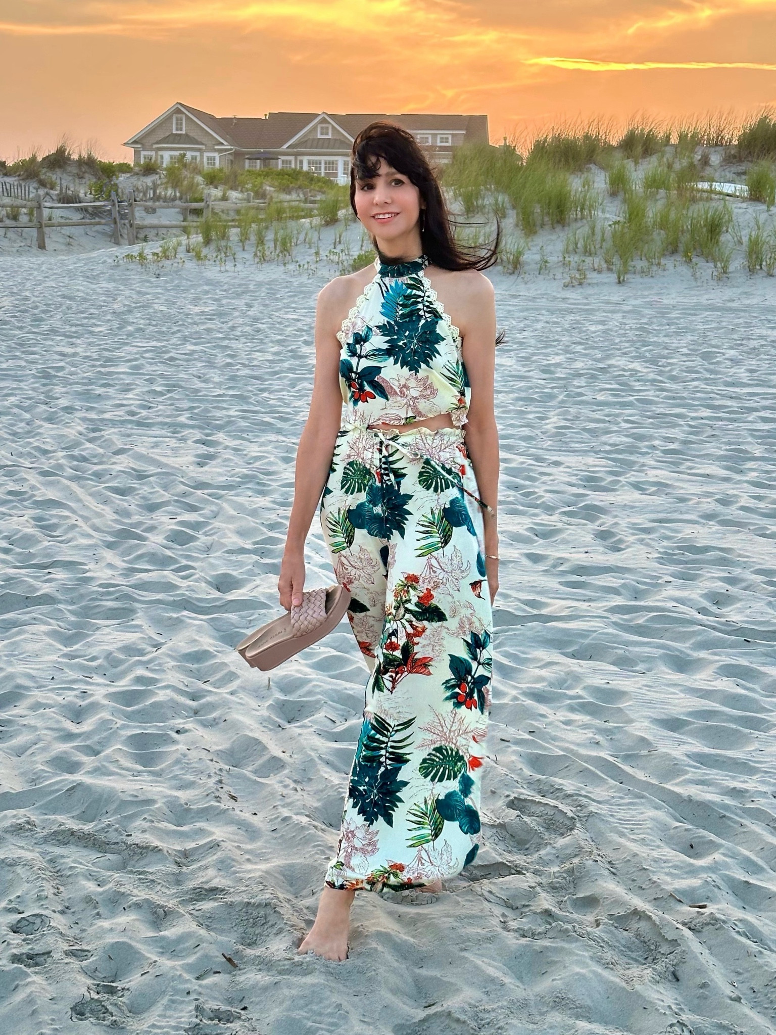 A windy, cold evening down the shore but an opportunity to wear this beautiful tropical pants set!
