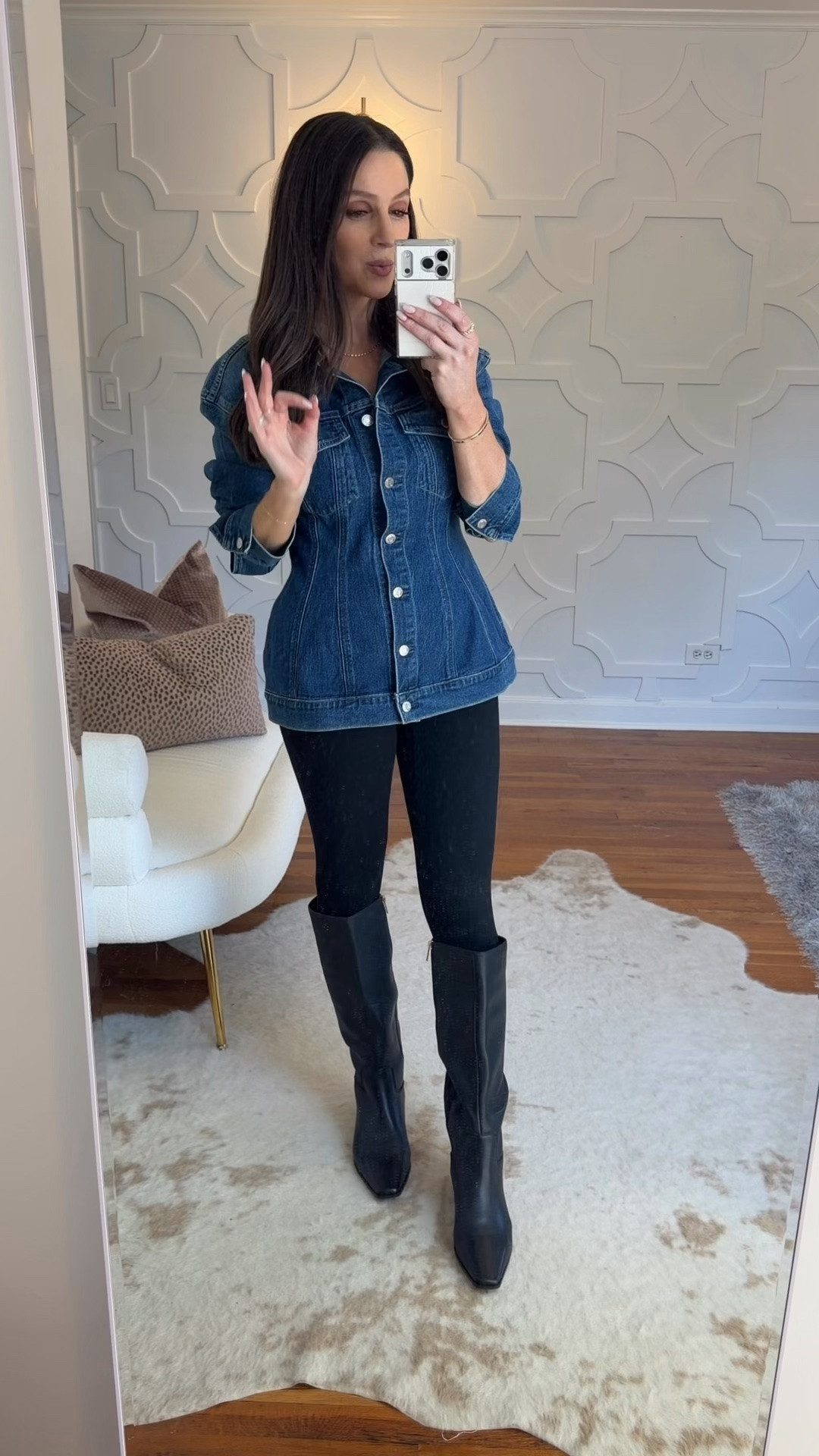 The best riding boots I’ve found! And they come in multiple calf widths! I sized up half a size and both the rounded toe and squared off toe options are perfect! 

@vincecamuto #vincecamutopartner #ad