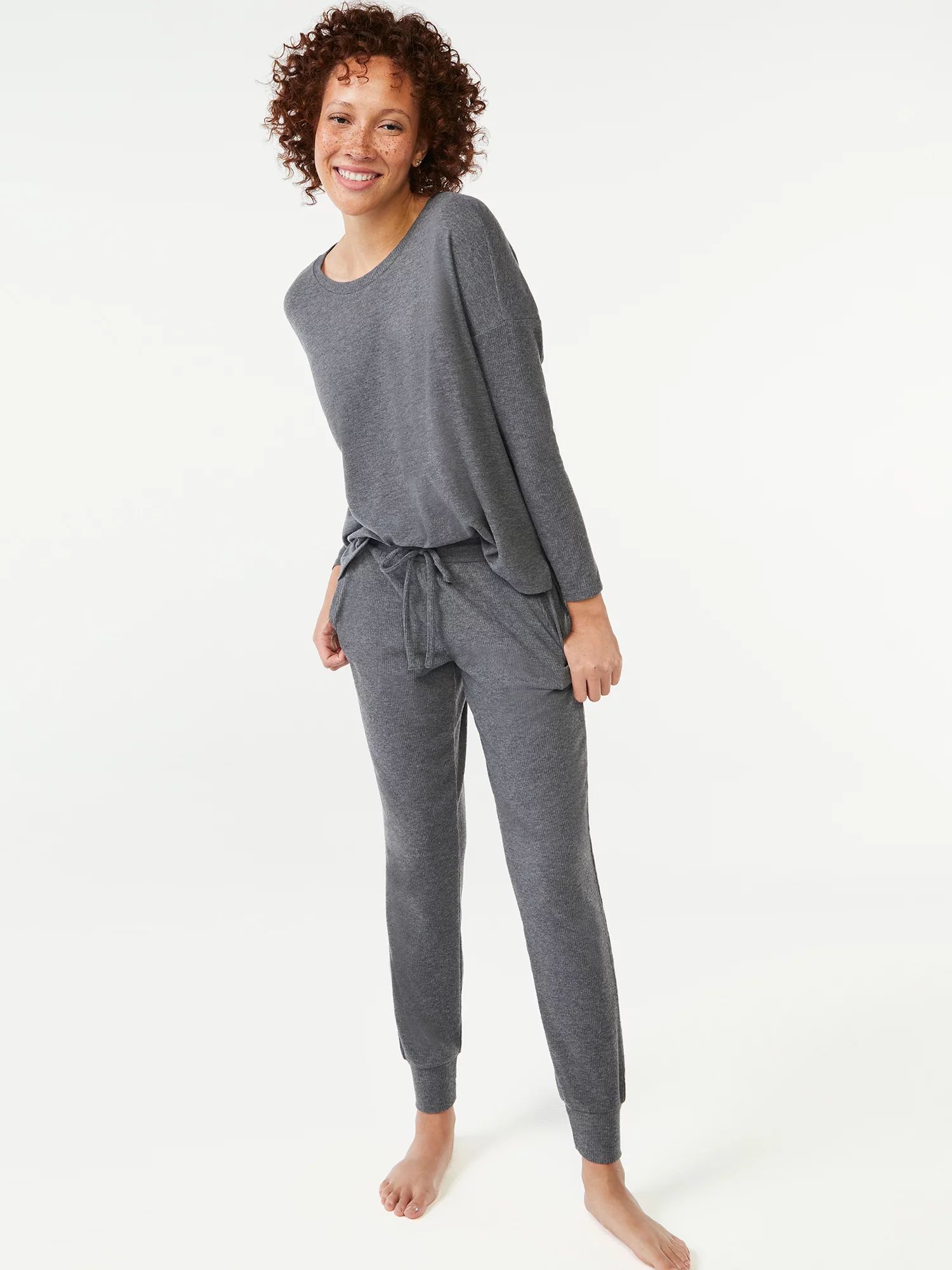 Joyspun Women's Long Sleeve Top and Jogger Pajama Set, 2-Piece, Sizes up to 3X | Walmart (US)