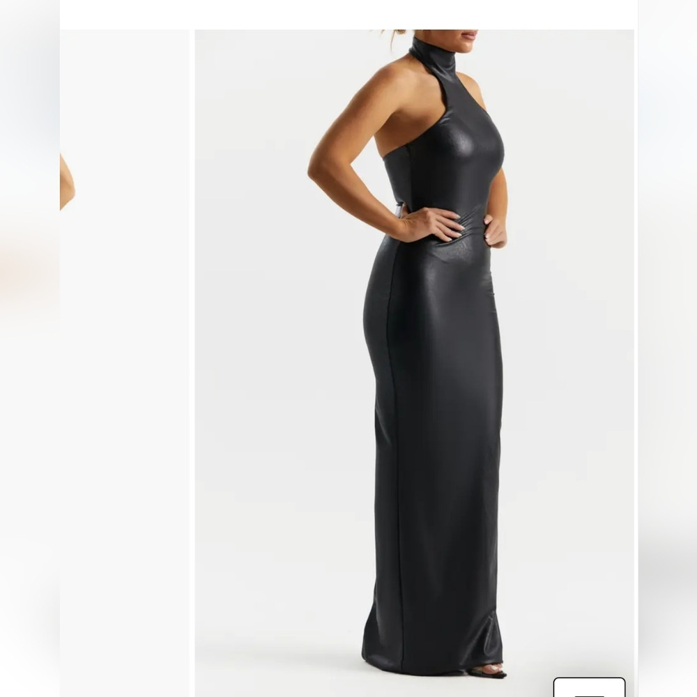 Naked Wardrobe | Poshmark