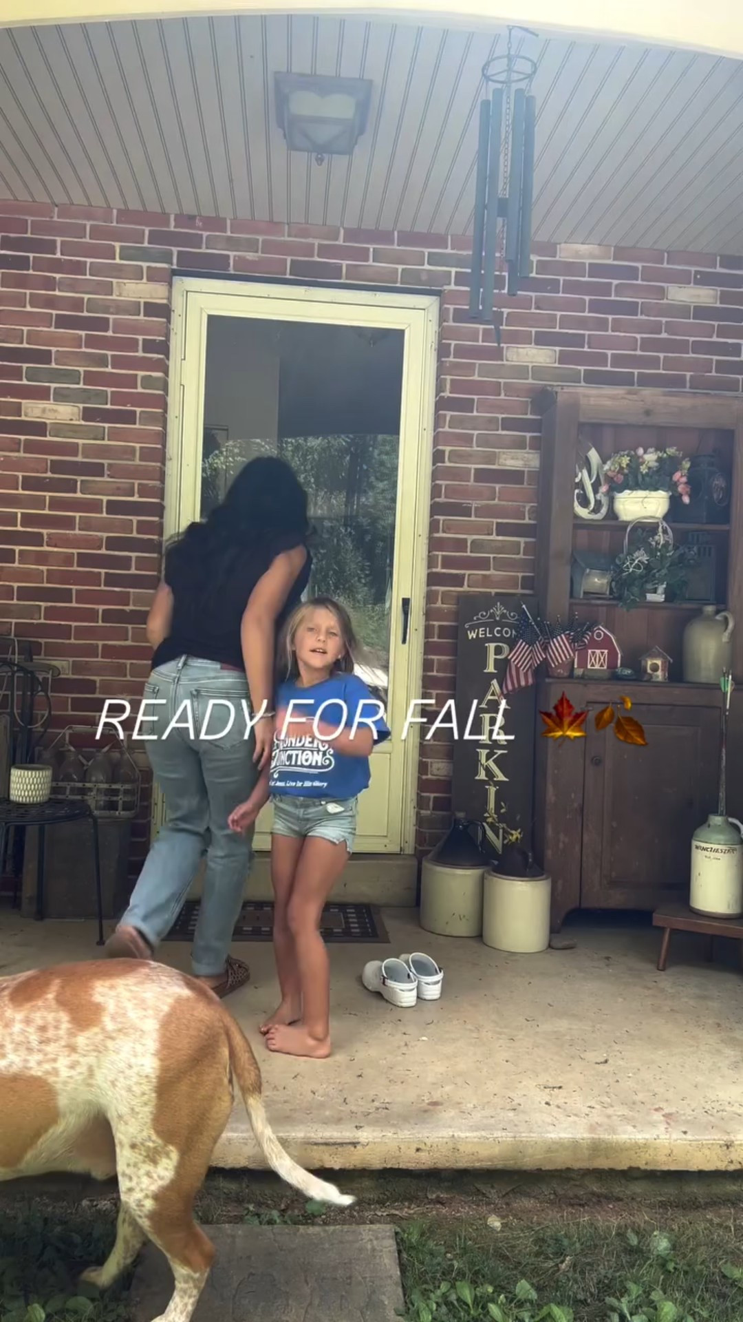 Upgrade 🤍🍁your doormat! I love having a new door mat for each season and now I don’t have to buy a new one each year! These doormats from @shopmyevergreen interchange with the base so I can use the same base and just store the decorated one with my decorations for that season!

Shop them on my @shop.ltk