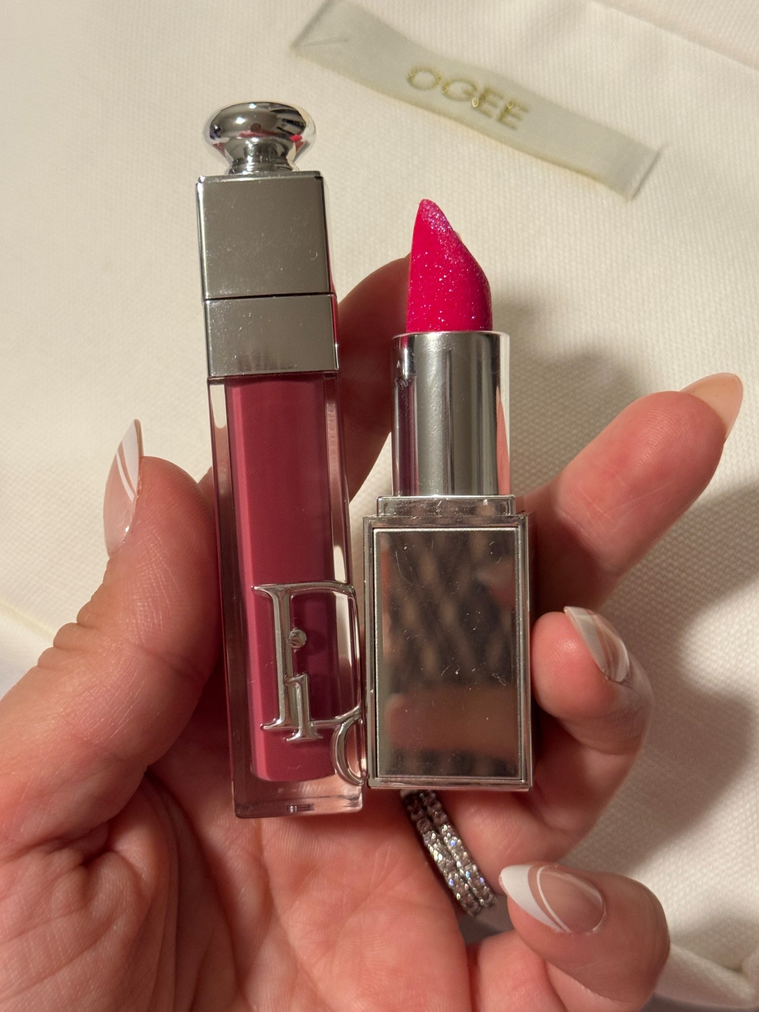 Berry lip maximizer + tom ford iridescent lip stick - it’s not available any more but their sun spark lip balm is similar (red instead of purple) 

#LTKBeauty