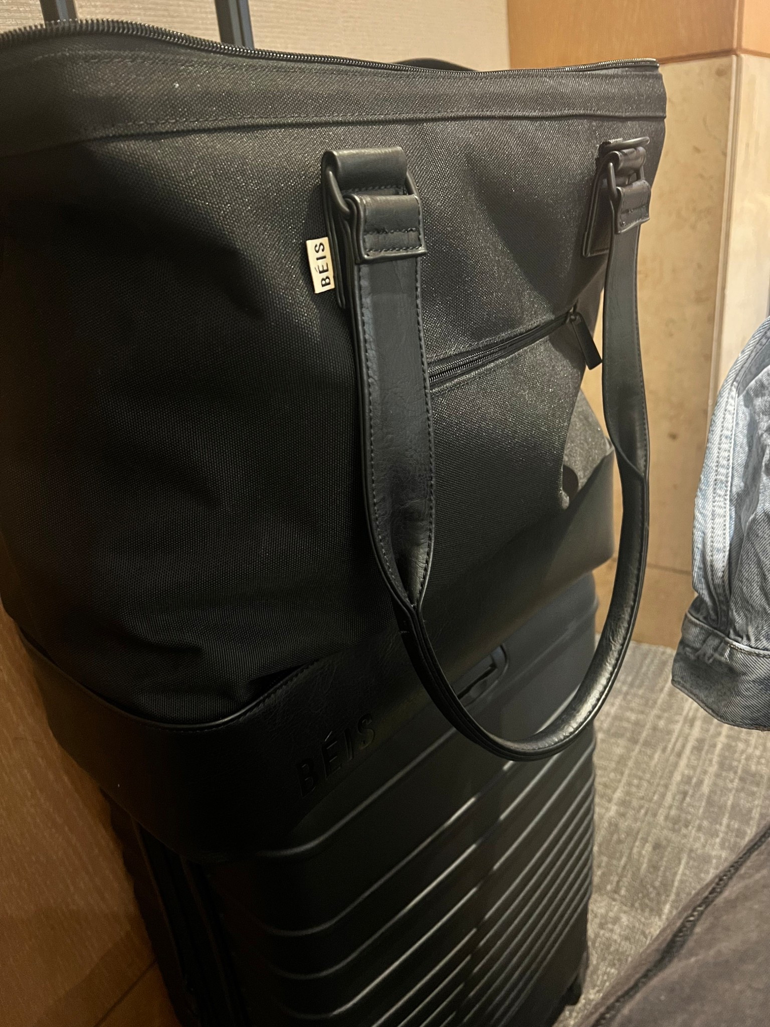 LOVE my travel bags! 😍



#LTKWorkwear #LTKTravel #LTKOver40