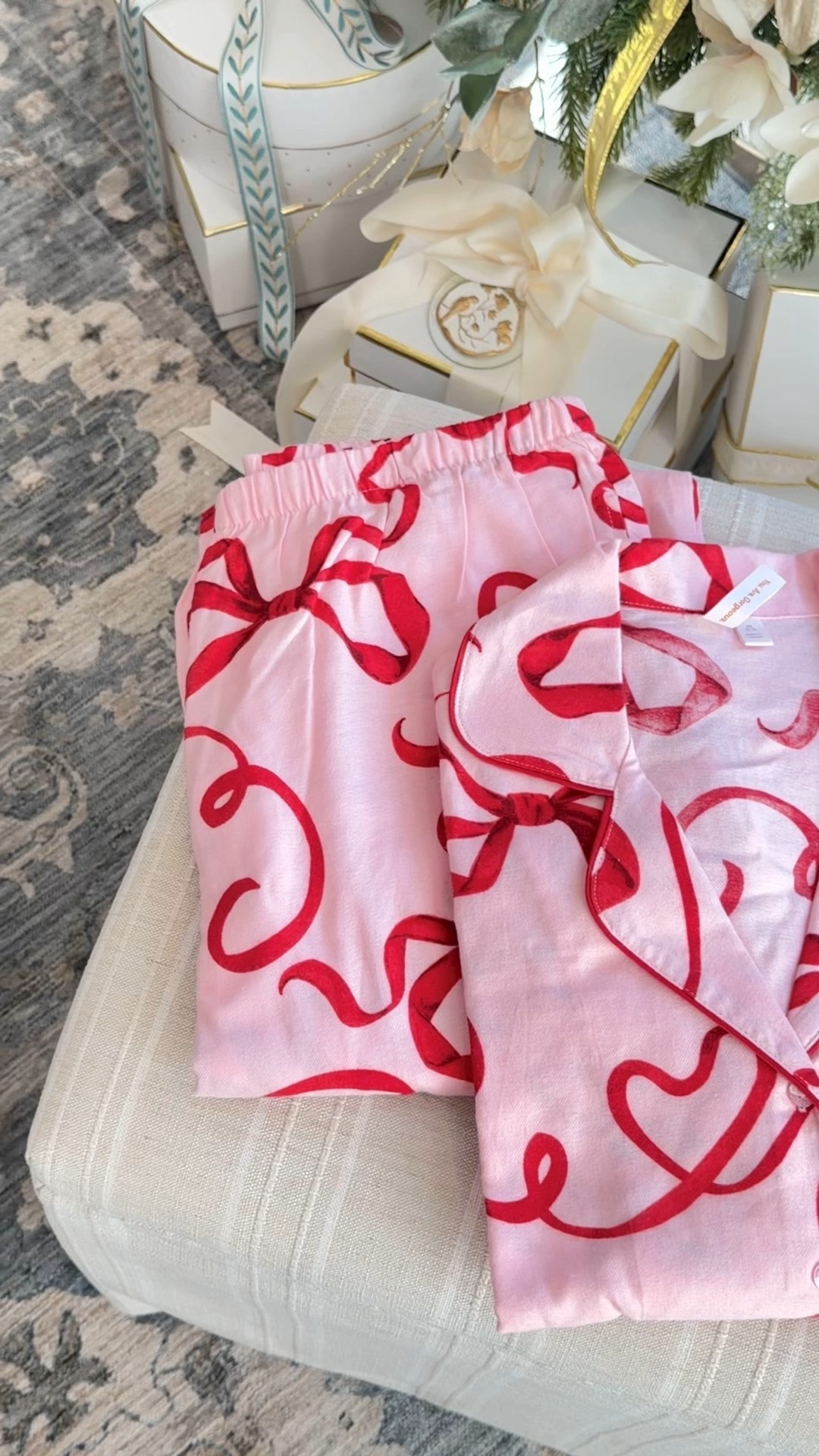 Cutest bow Christmas pajamas 🎀💖 