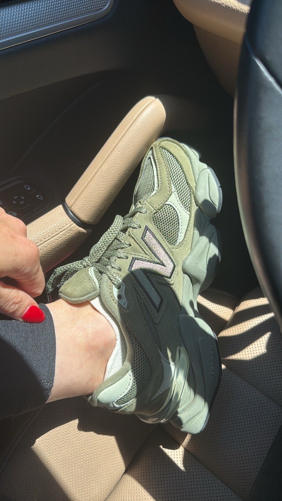 Super comfortable and trendy sneakers