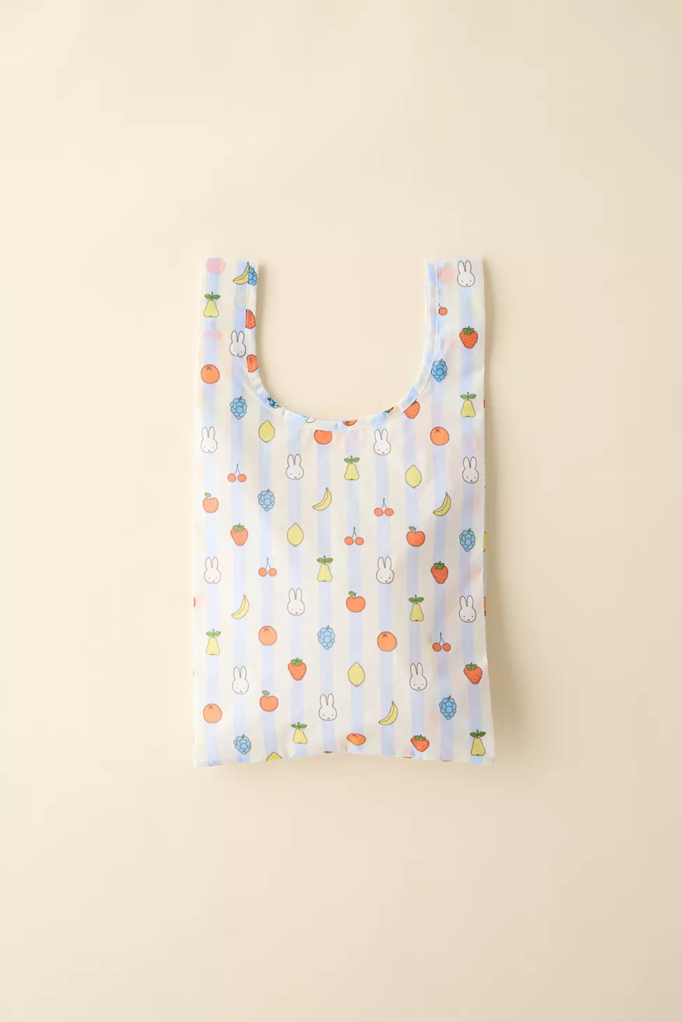 BAGGU & Miffy UO Exclusive Baby Baggu Reusable Tote Bag | Urban Outfitters (US and RoW)