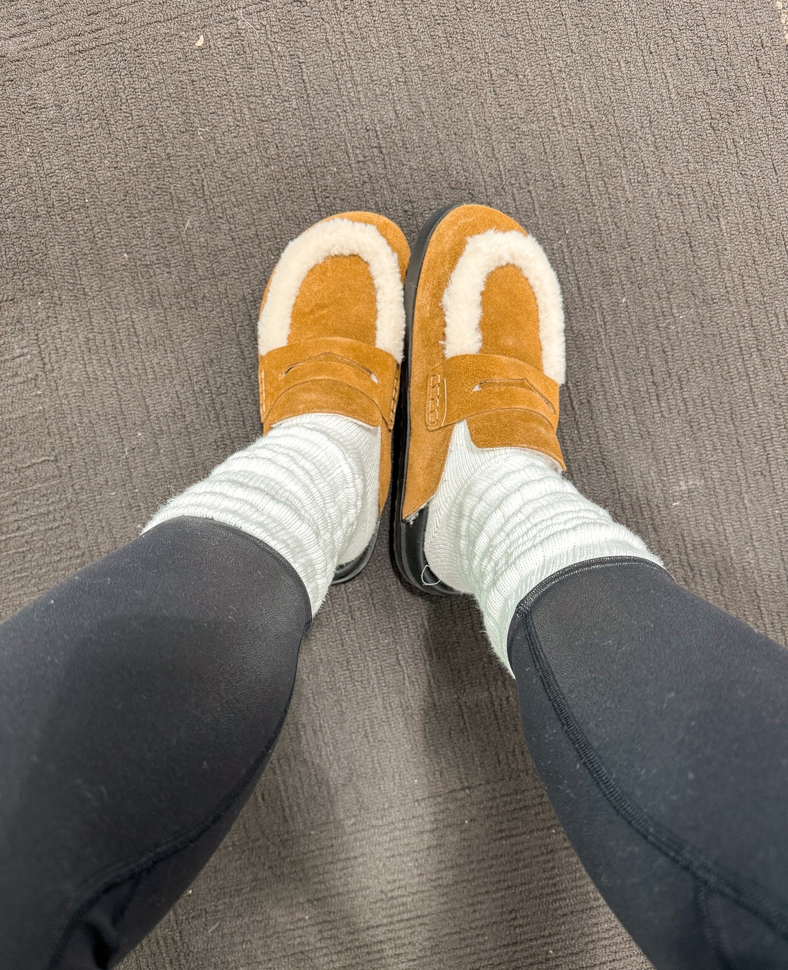 Love these clogs so much! So so comfy too! True to size 
Alo socks 
Lululemon shimmer leggings 

#LTKootd #LTKFindsUnder100 #LTKGiftGuide