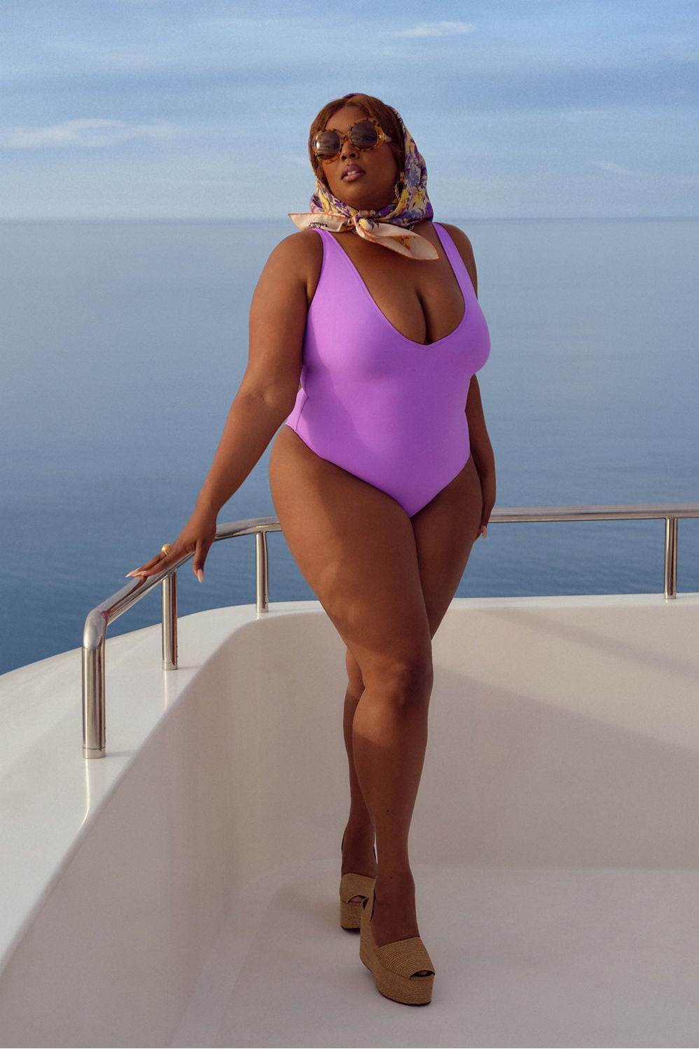Shaping Swim Plunge One Piece | Fabletics