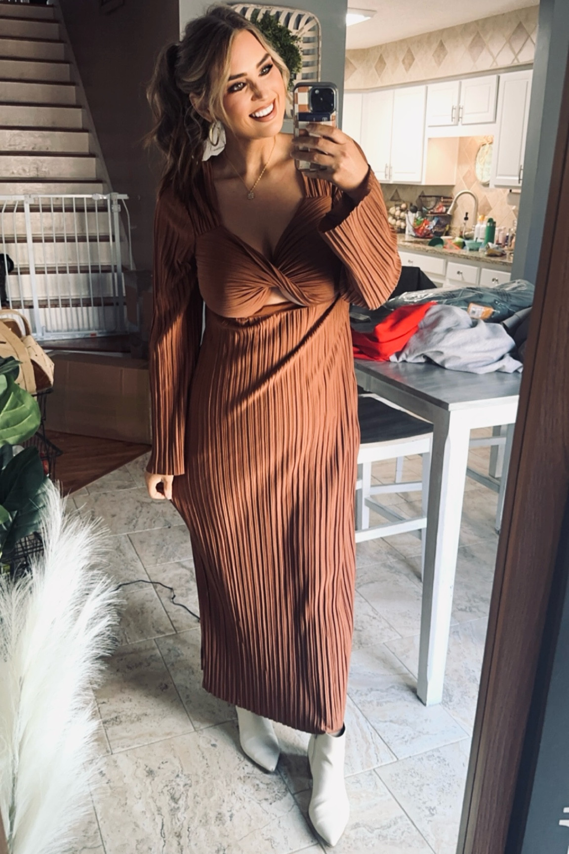 Cover me in chocolate 🍫 the perfect shade of brown and stunning in photos. I am pictured here in the large.

#LTKstyletip #LTKfamily #LTKsalealert