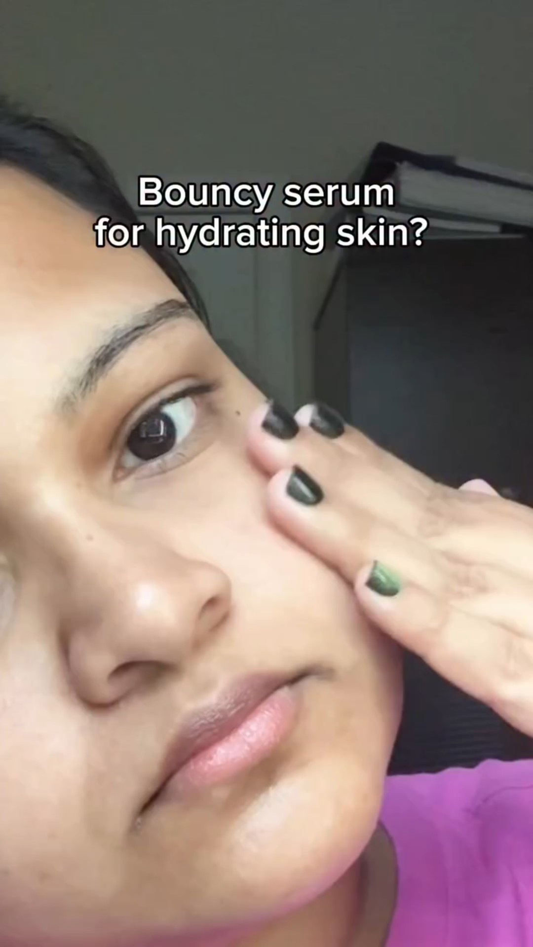 I had so much fun applying the peptide retinal serum from @onething_official.global 💜it has such a light weight texture and helps hydrate saggy and dull skin. #onething #PeptideRetinalserum #peptideserum #retinal #koreanskincare
#bouncyskin #glowingskin #plumpskin #skincareserum #viralserum #skintok #slowaging