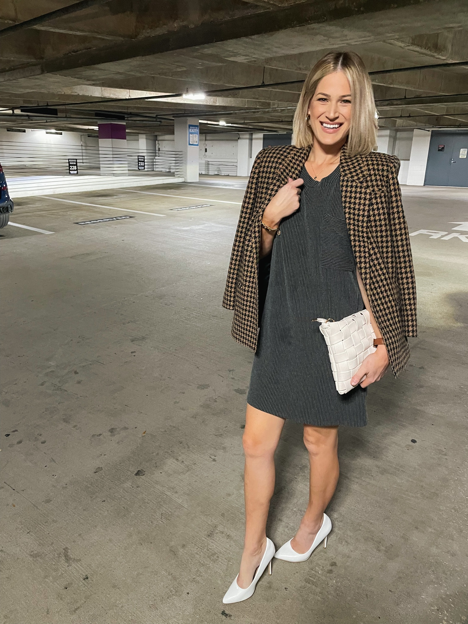 I love this vintage wool blazer. Perfect for strolling downtown on spring nights. Oh! Pretty Women was AH mazing! #blazer #vintageclothing #nightoutfit #theatrefit #fit

#LTKunder100 #LTKbeauty #LTKstyletip