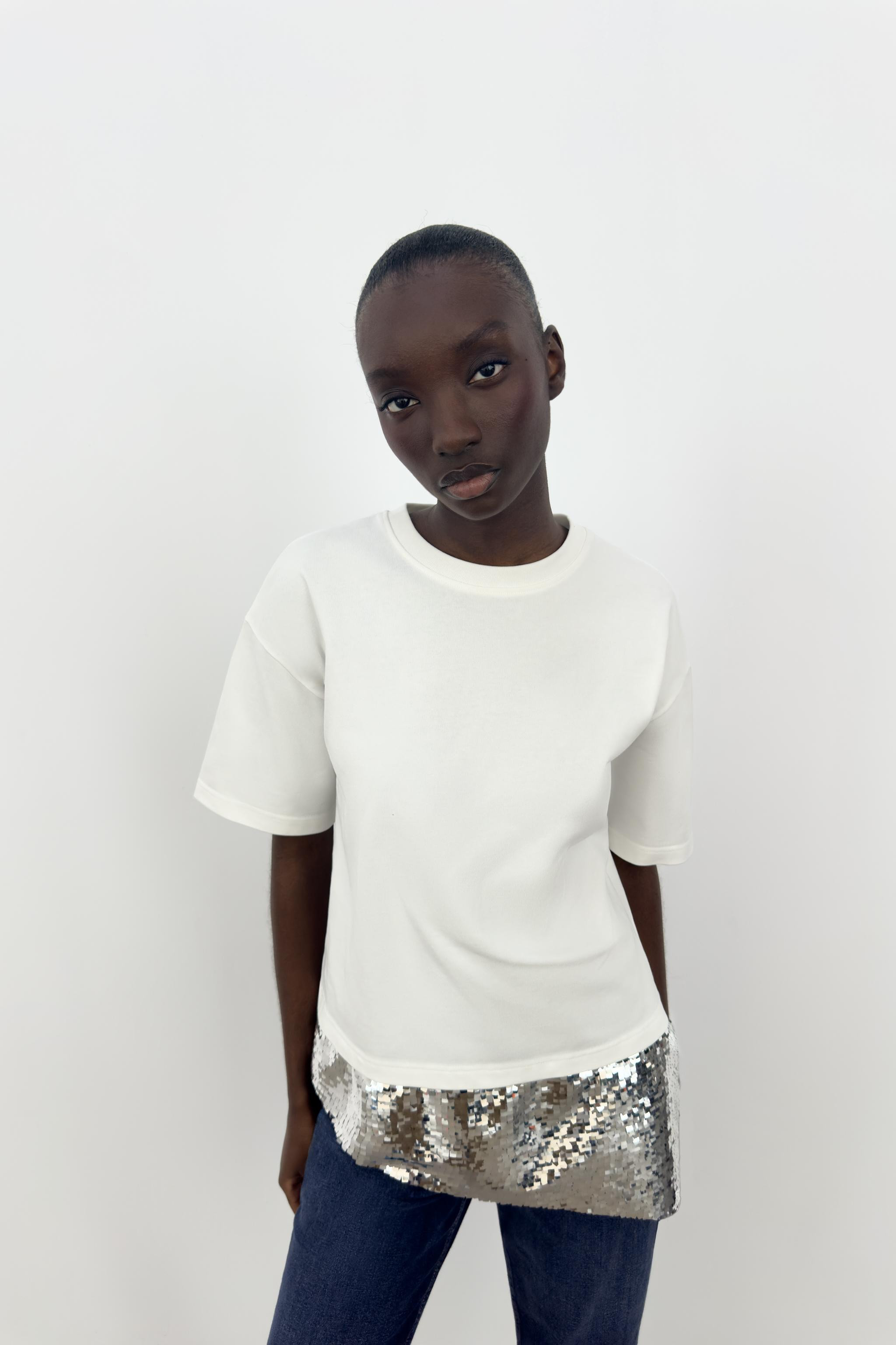 ASYMMETRIC SEQUIN T-SHIRT | Zara US