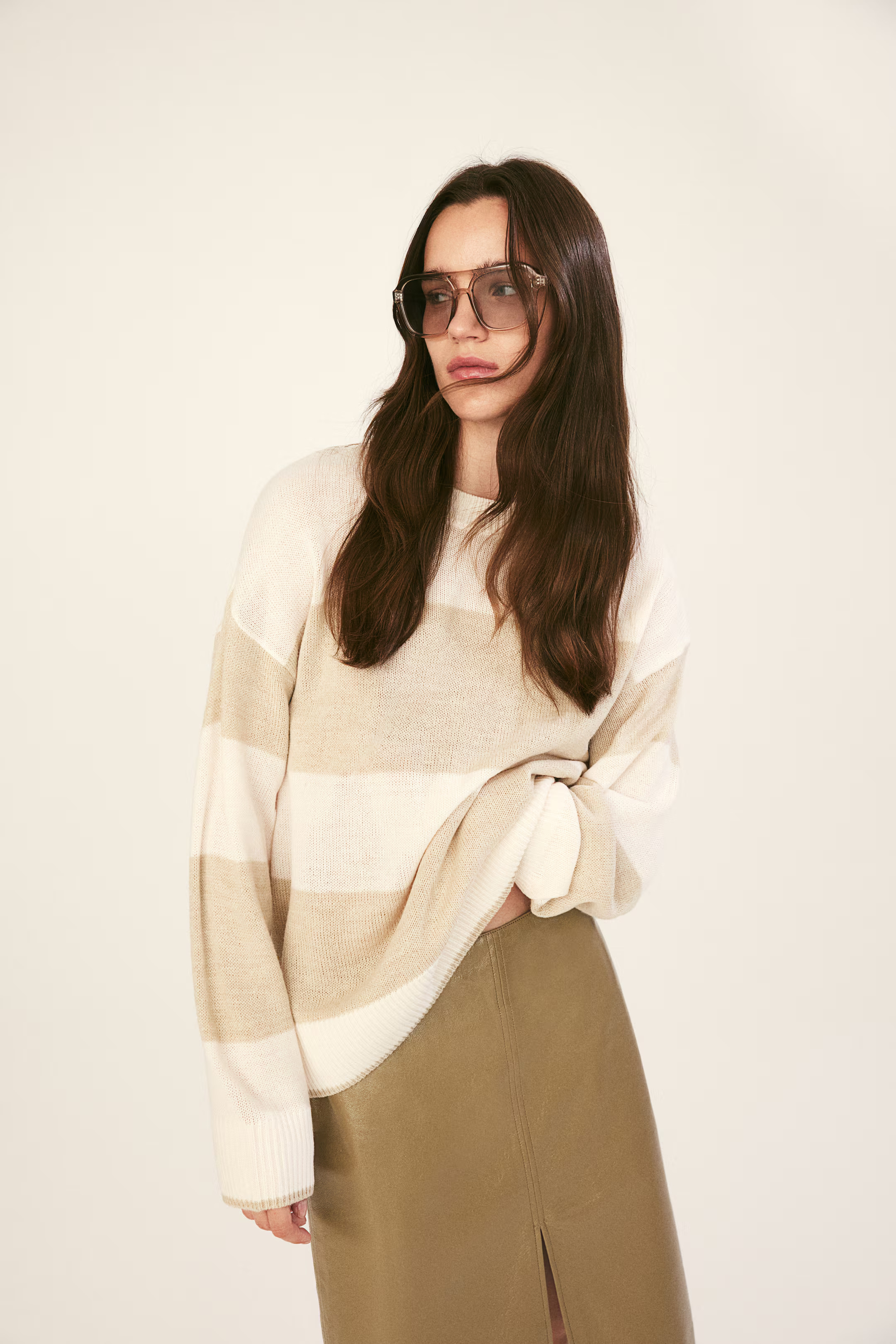 Sweater - Round Neck - Extra-long sleeve - Light beige/striped - Ladies | H&M US | H&M (US + CA)