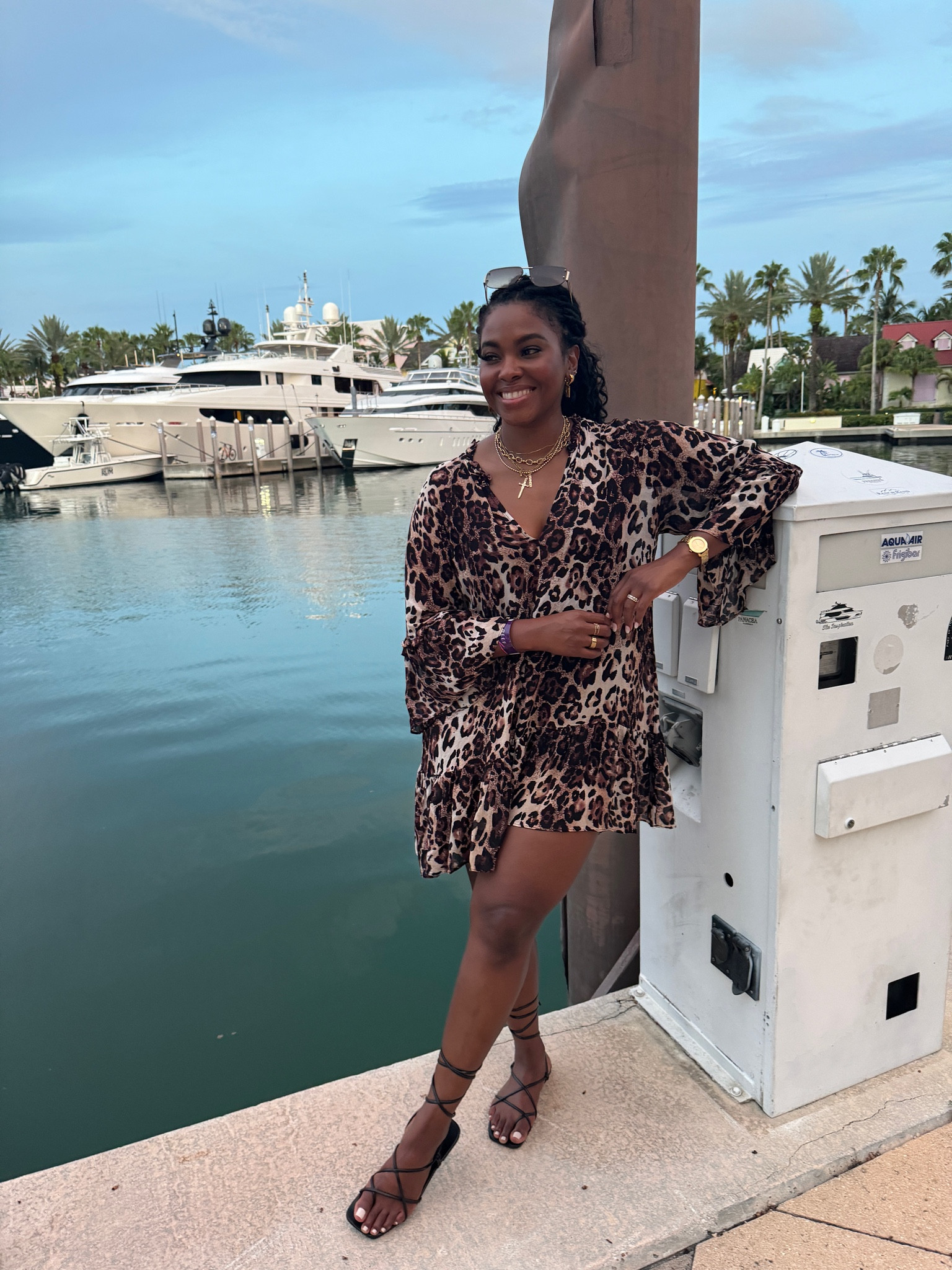 This is prob one of the oldest things in my closet. H&M circa 2018. Soooo of course I can’t link the same thing but have rounded up some great leopard dress options. Also giving exact links to my sandals and sunglasses  

#LTKFindsUnder100 #LTKMidsize #LTKTravel