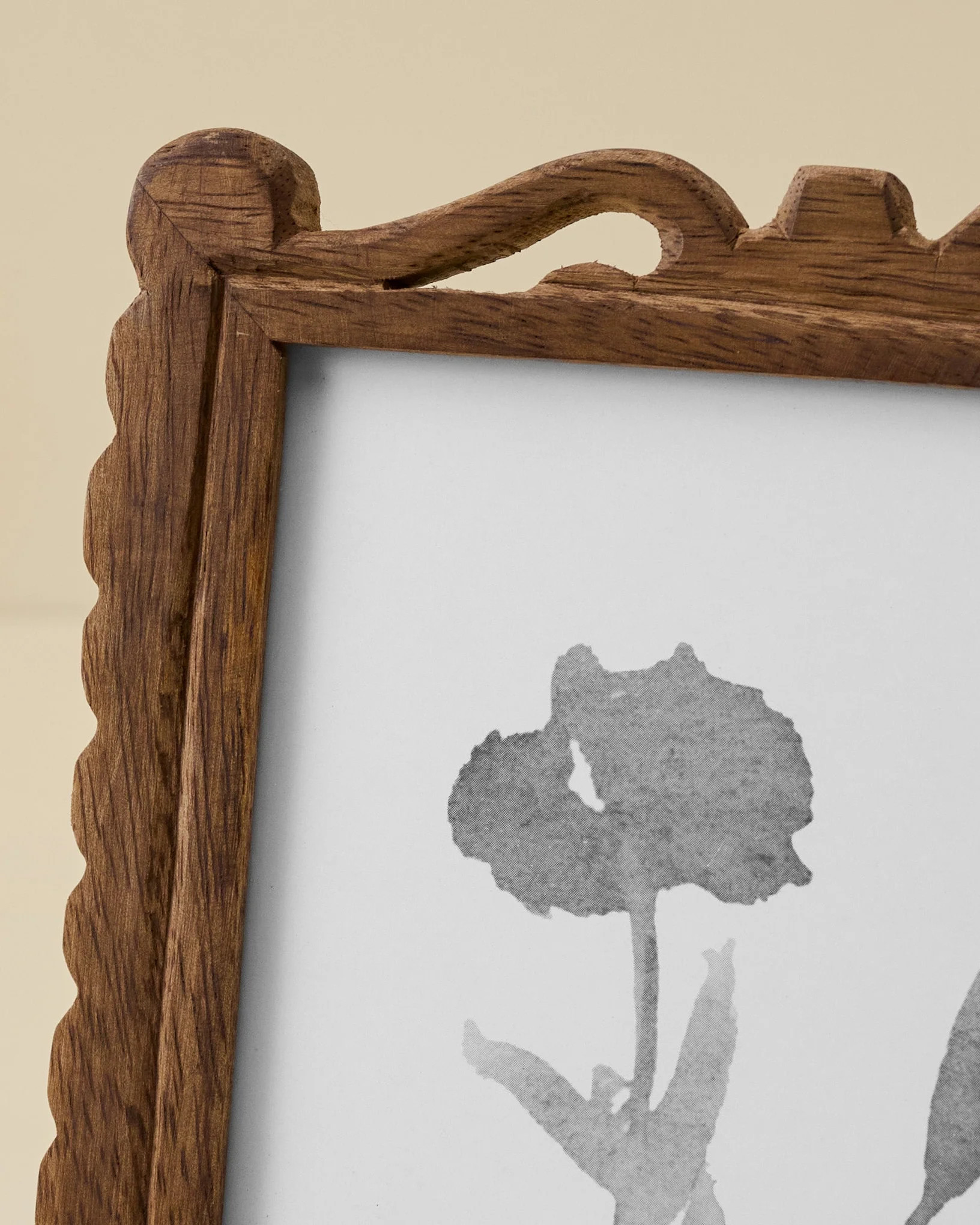 Holloman Carved Wood Photo Frame | Magnolia
