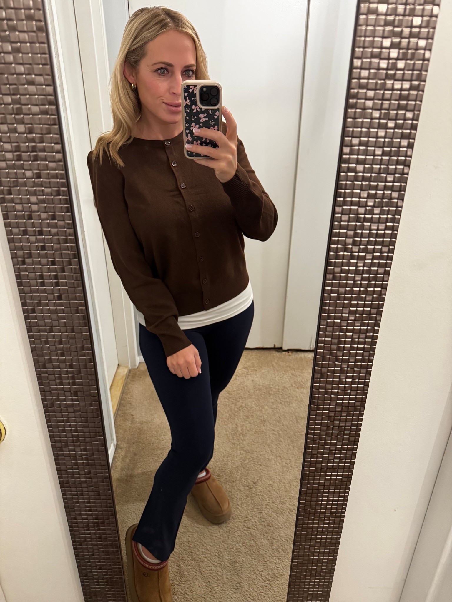 Cardigan outfit 



#LTKFindsUnder50 #LTKMidsize #LTKSeasonal