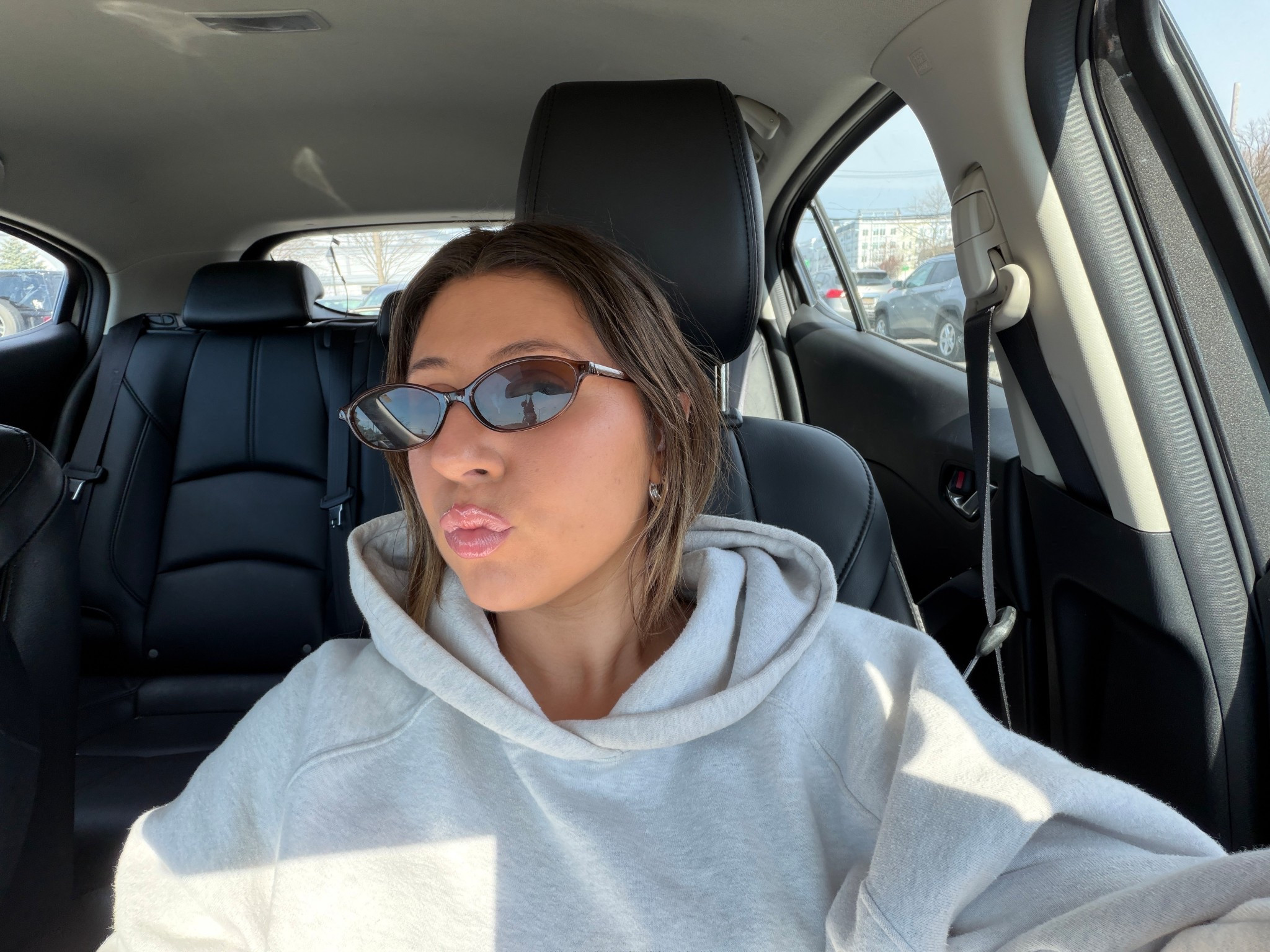 makeup + skin details 