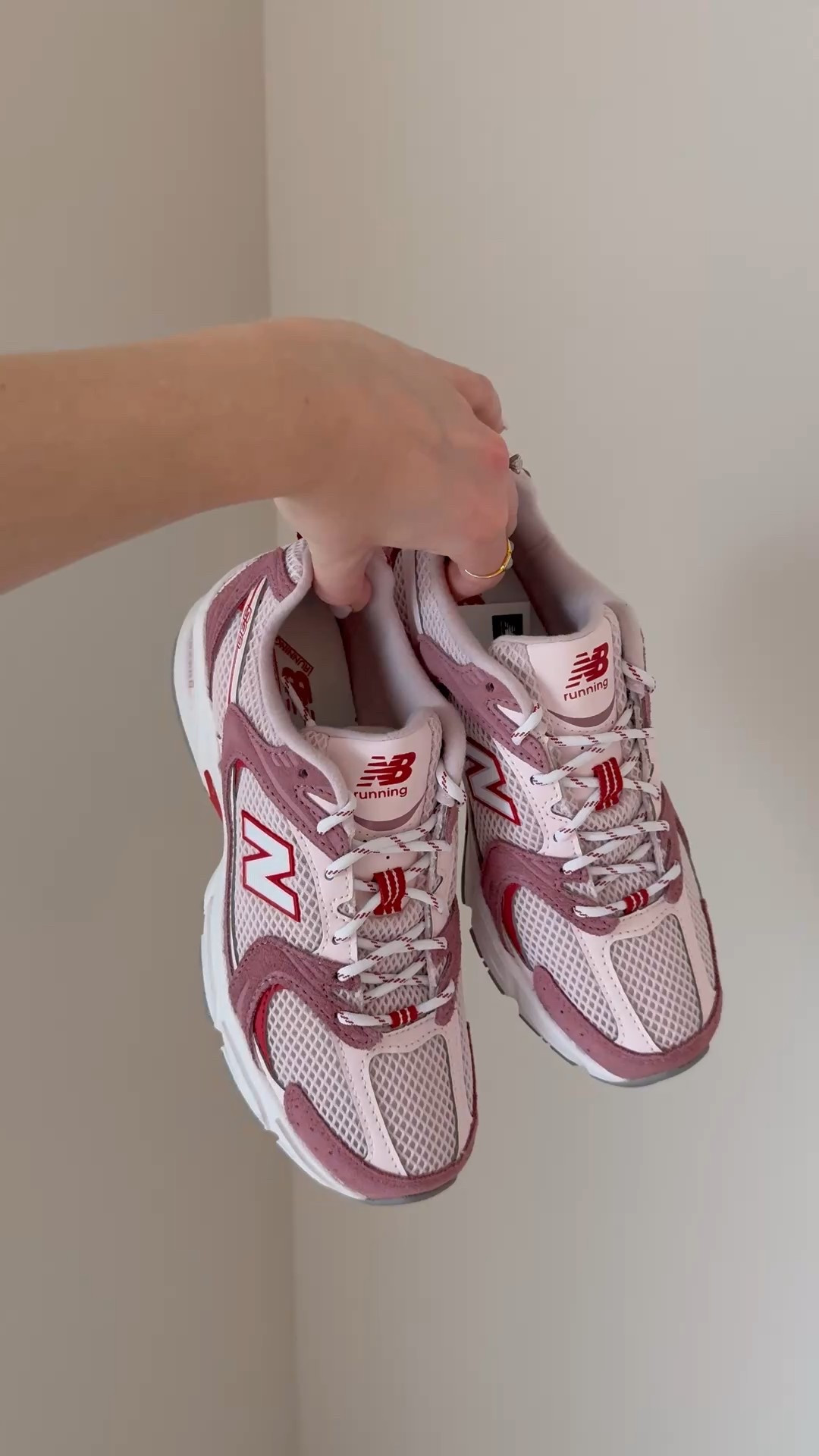 New balance 530 in rosewood and pink salt😍 perfect for spring

New balance, spring sneakers, pink and red, shoe crush 

#LTKActive