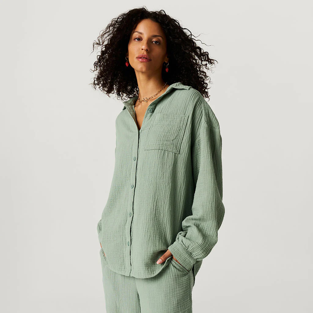 Solids Green Long Sleeve Soft Jade Women's Cotton Crinkle Overshirt | Posh Peanut® | Posh Peanut