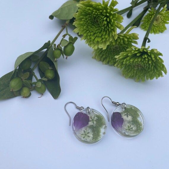 Pressed Flower Resin Earrings | Etsy | Etsy (US)