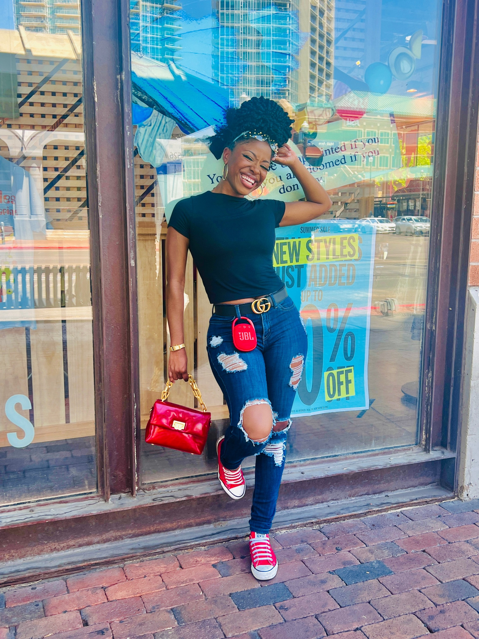Casual Fit 👚👖 LOVE these signature t-shirts from Re Ona- the quality!!!  And don’t get me started on these distressed skinnies from #SwankAPosh ✨ #ReOna #BrandonBlackwood #Gucci 

#LTKStyleTip