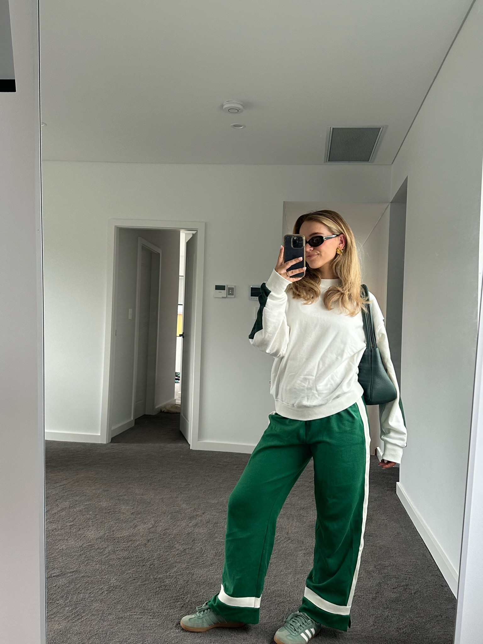 Set is form Araminta James (coming soon)