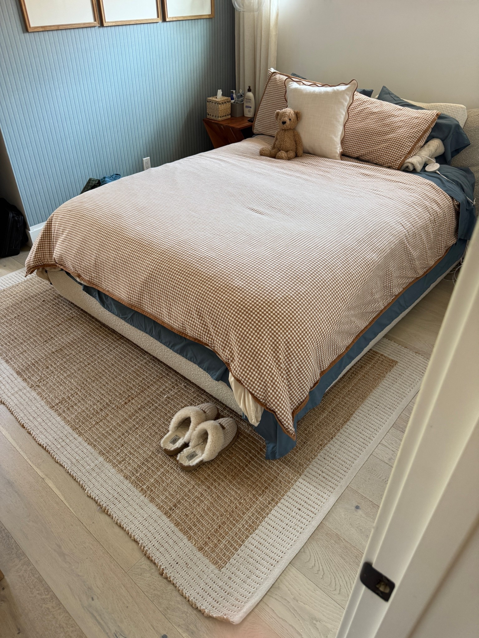 cutest bedspread from target! @Target 

#LTKHome #LTKmomlife