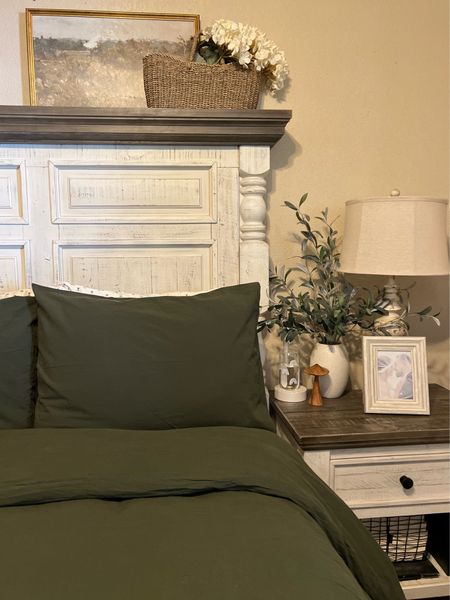 Bedroom Bedding refresh 🫒 #olivegreenduvet #bedroomrefresh #amazonfinds #targetfinds #home #bedroomdecor 