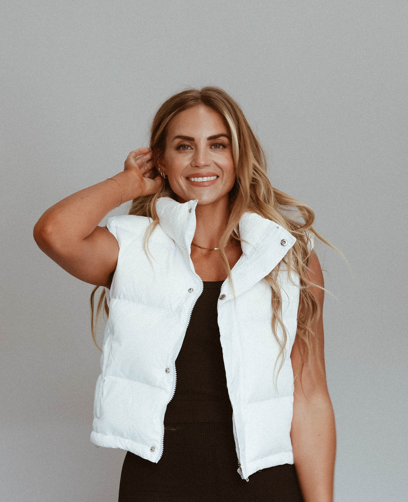 Puffer Vest - White | Cara Loren Active