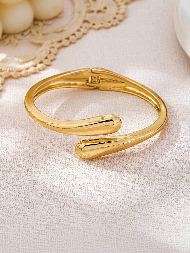 3pcs/Set Minimalist Geometric Asymmetrical Teardrop Shaped Metal Bangle Bracelet Set, Thick Solid Gold-Tone Alloy Material, Suitable For Women | SHEIN