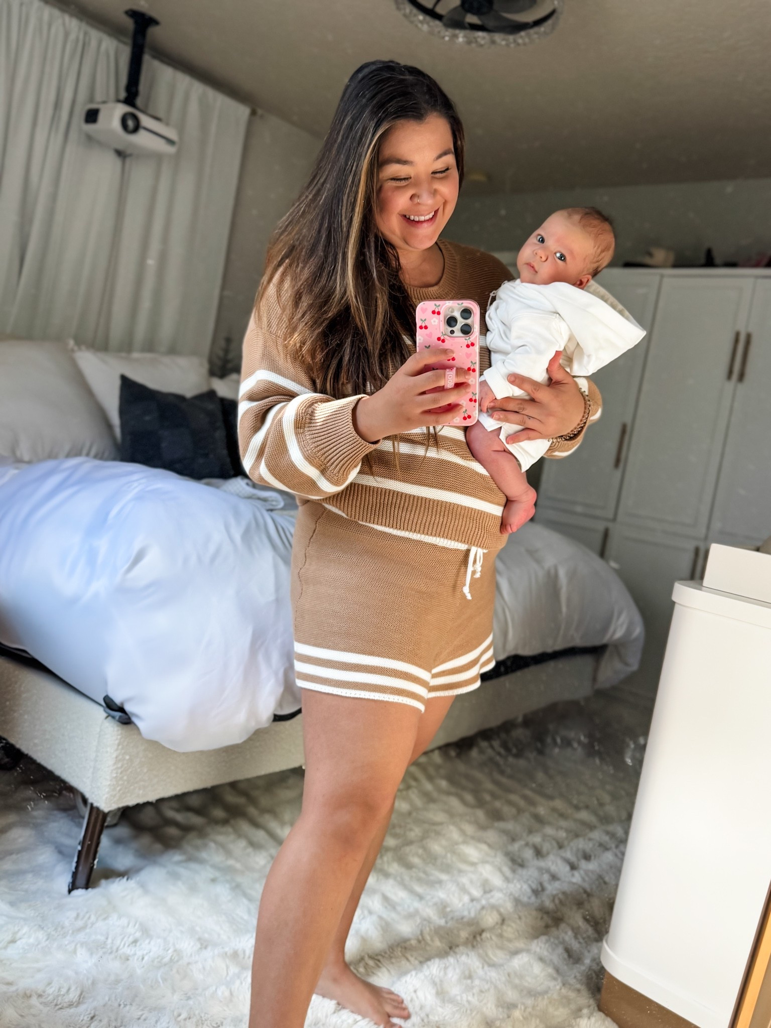 Such a cute, cozy outfit for postpartum 🤍

Code: TAILYNNSAVE30 for VICI 


#LTKBaby #LTKStyleTip #LTKFamily