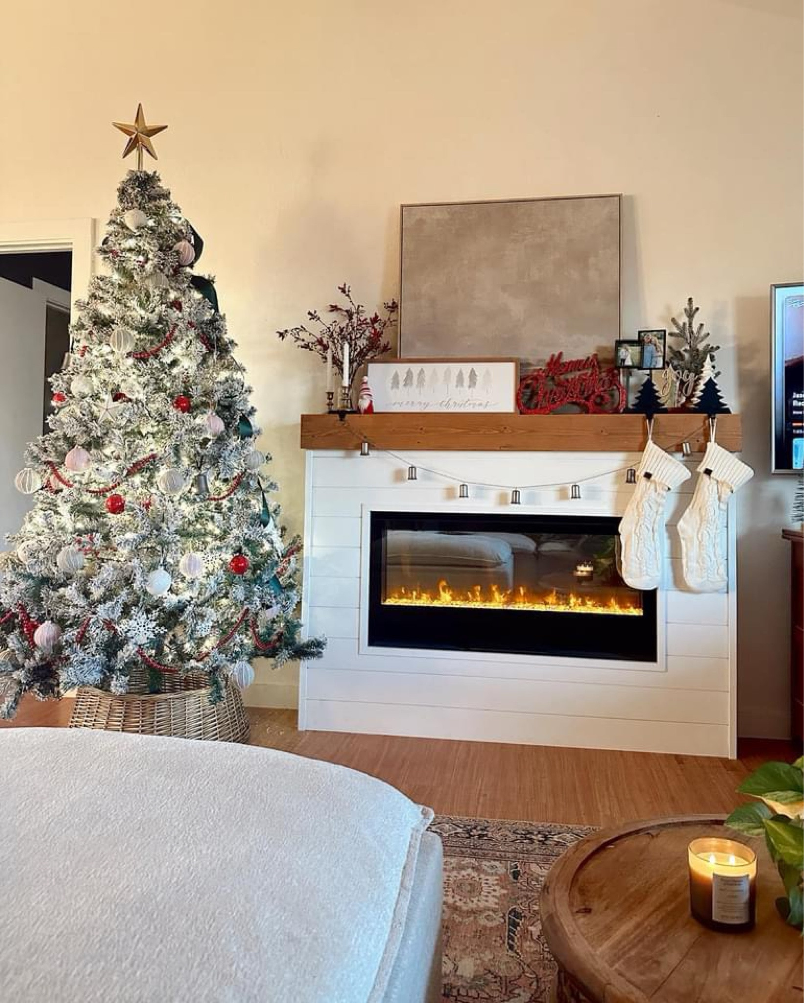 let’s get cozy 🎄🔔🎁 

#LTKHoliday #LTKhome #LTKSeasonal