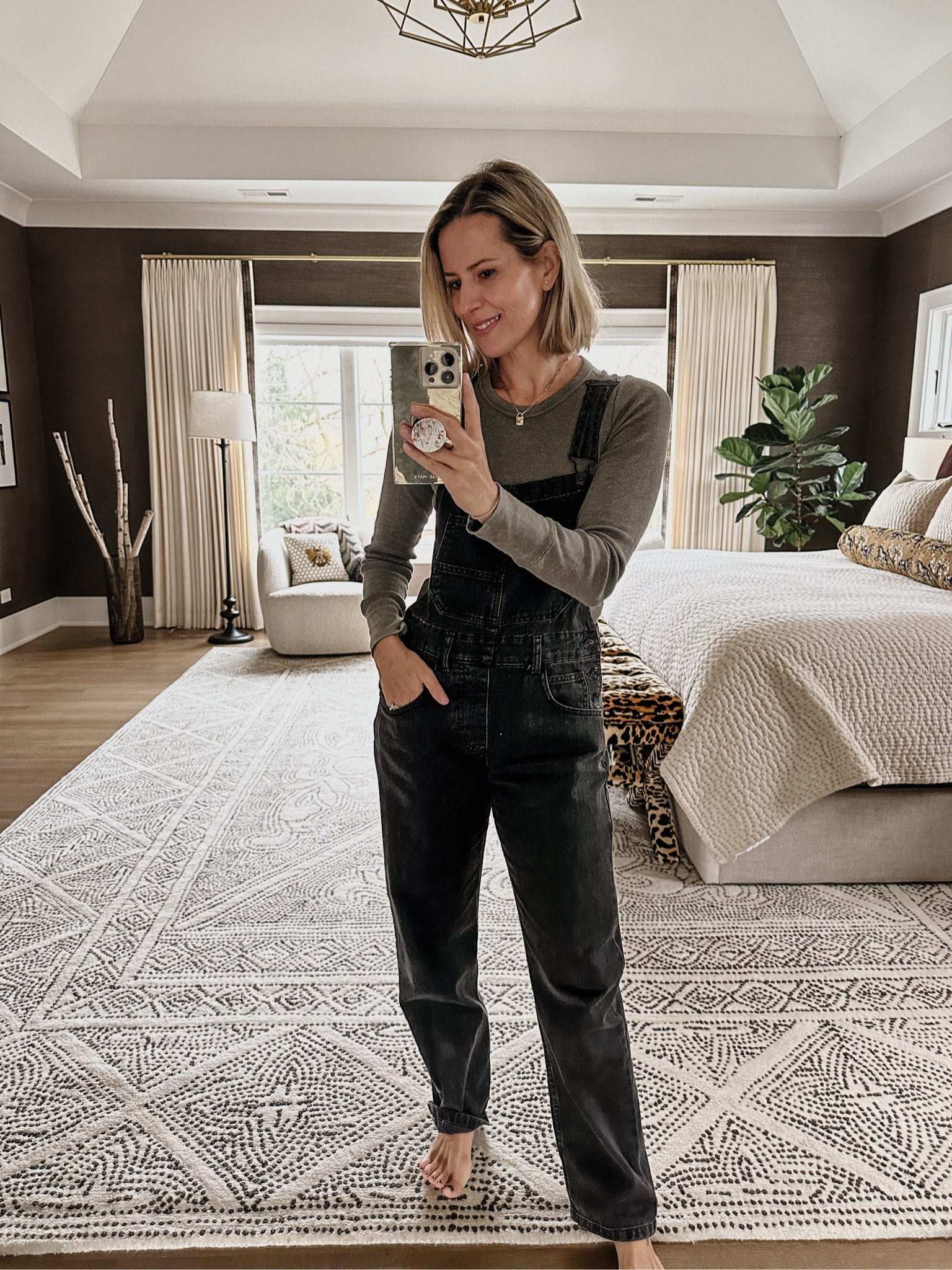 Todays comfy fit 🤍

#LTKFindsUnder100 #LTKOver40 #LTKSeasonal