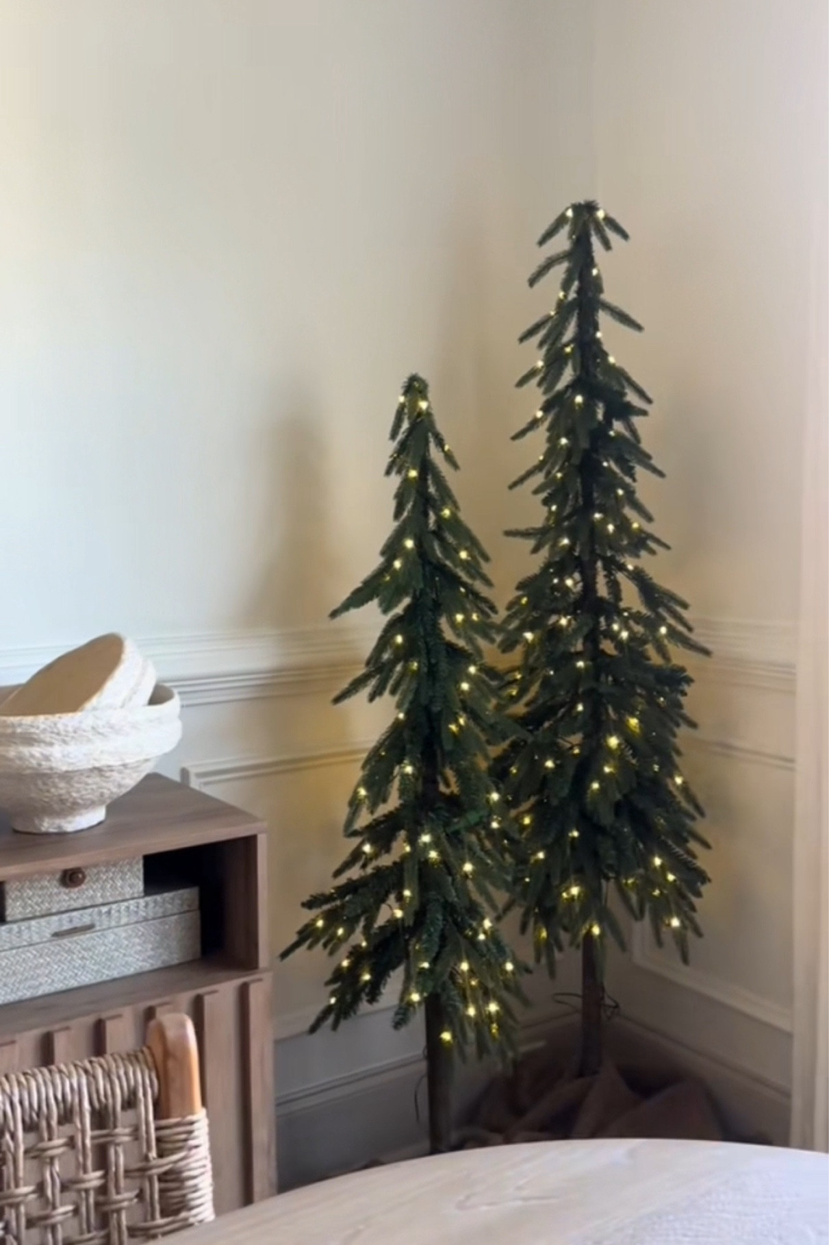 6’ & 5’ alpine Christmas trees from target back in stock and on sale for circle week sales!!
Christmas trees tree decor alpine trees
Minimal Christmas 

#LTKxTarget #LTKSeasonal #LTKHome