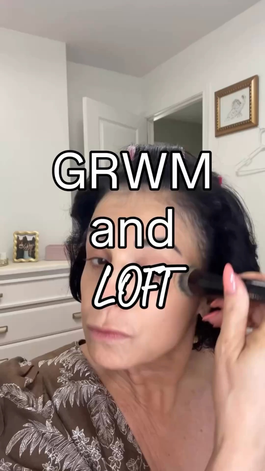 This Cocoa colored linen dress with puff sleeves is a winner!  Feels light and stylish and the quality is 💯! This straw clutch was just a bonus and if it’s sold out, check their stock because they have some great straw pieces. 

Comment “LOFT” and I’ll shoot the details right out!

#loftlove #grwm #over50 #midlifestyle

#LTKgrwm #LTKmorningroutine