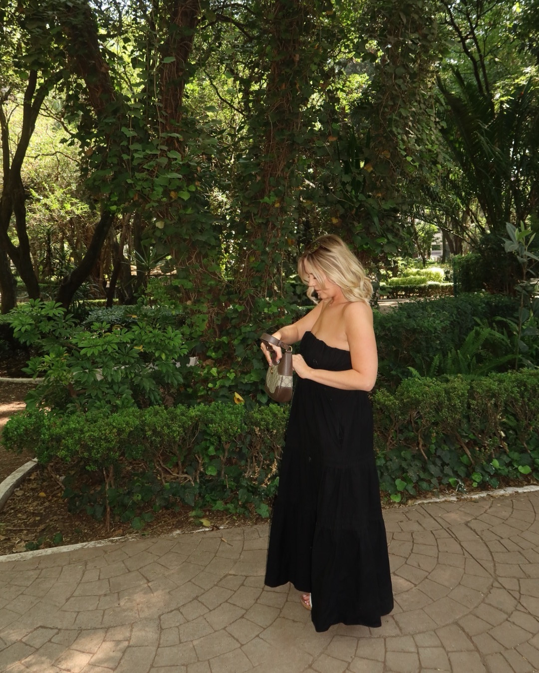 Proof you only need one dress for an entire trip 🤍
Wore this nonstop in CDMX and no one stopped me

Flattering, lightweight, and somehow makes you look put together with zero effort

Linked it + backups because I’m not gatekeeping

#ltkstyle #ltktravel #maxidress #cdmx #outfitrepeater #springoutfits #effortlesslooks #anthrostyle #vacationvibes

#LTKSaleAlert #LTKFestival #LTKdayinmylife