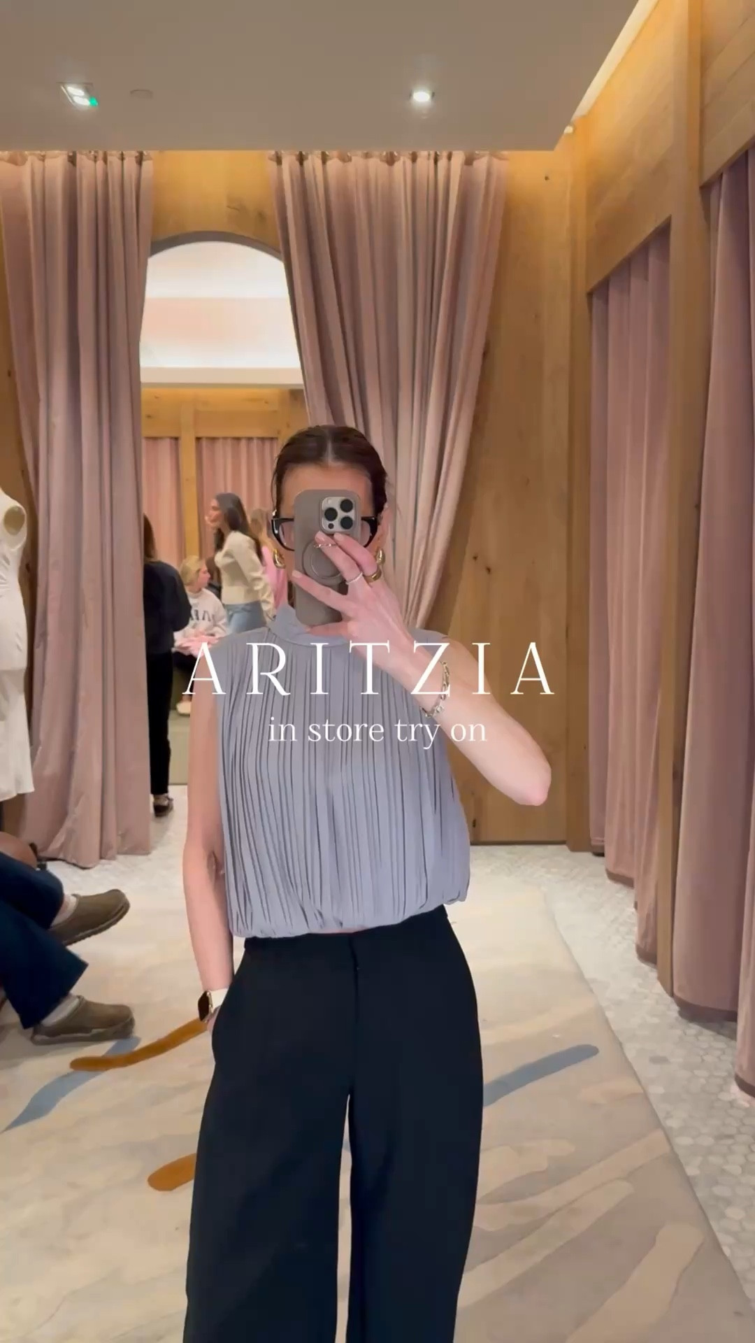 The Spring collection is so good. So many great pieces. The Helix Pants, denim and cardigans went home with me. @Aritzia 

#LTKOver40 #LTKWorkwear #LTKgrwm