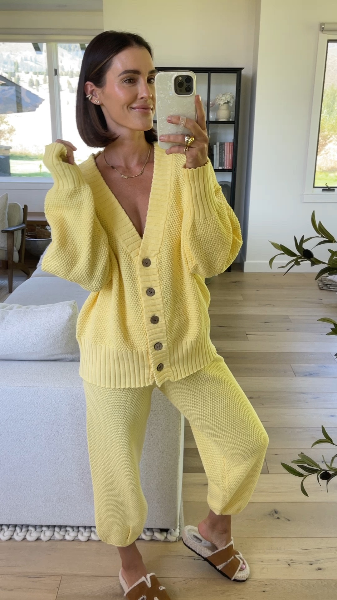 FASHION \ loungewear set. Wearing a small

Spring
Summer


#LTKStyleTip #LTKSeasonal #LTKWatchNow