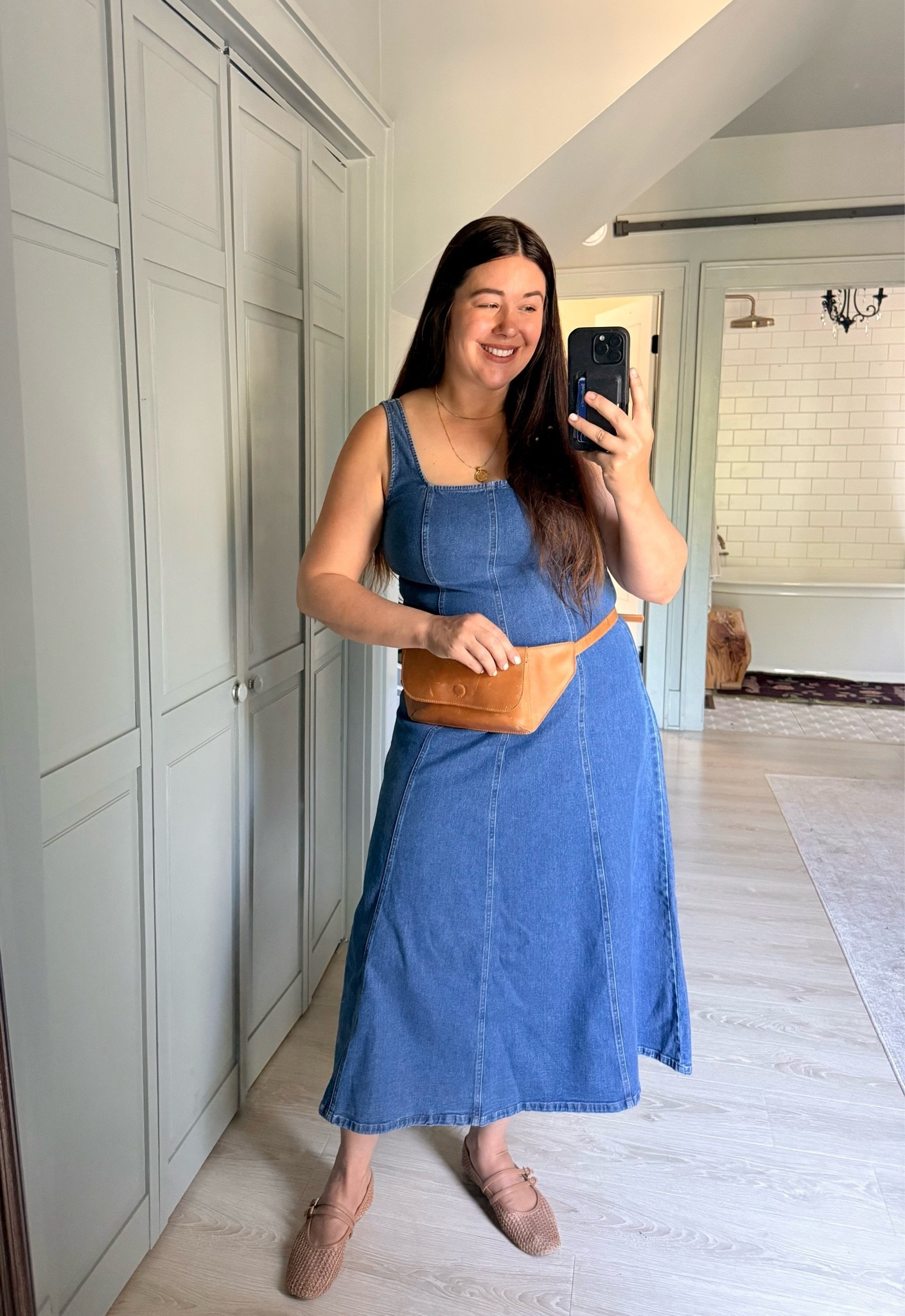 Jean dress for a shop day!

#LTKdayinmylife #LTKootd #LTKMidsize