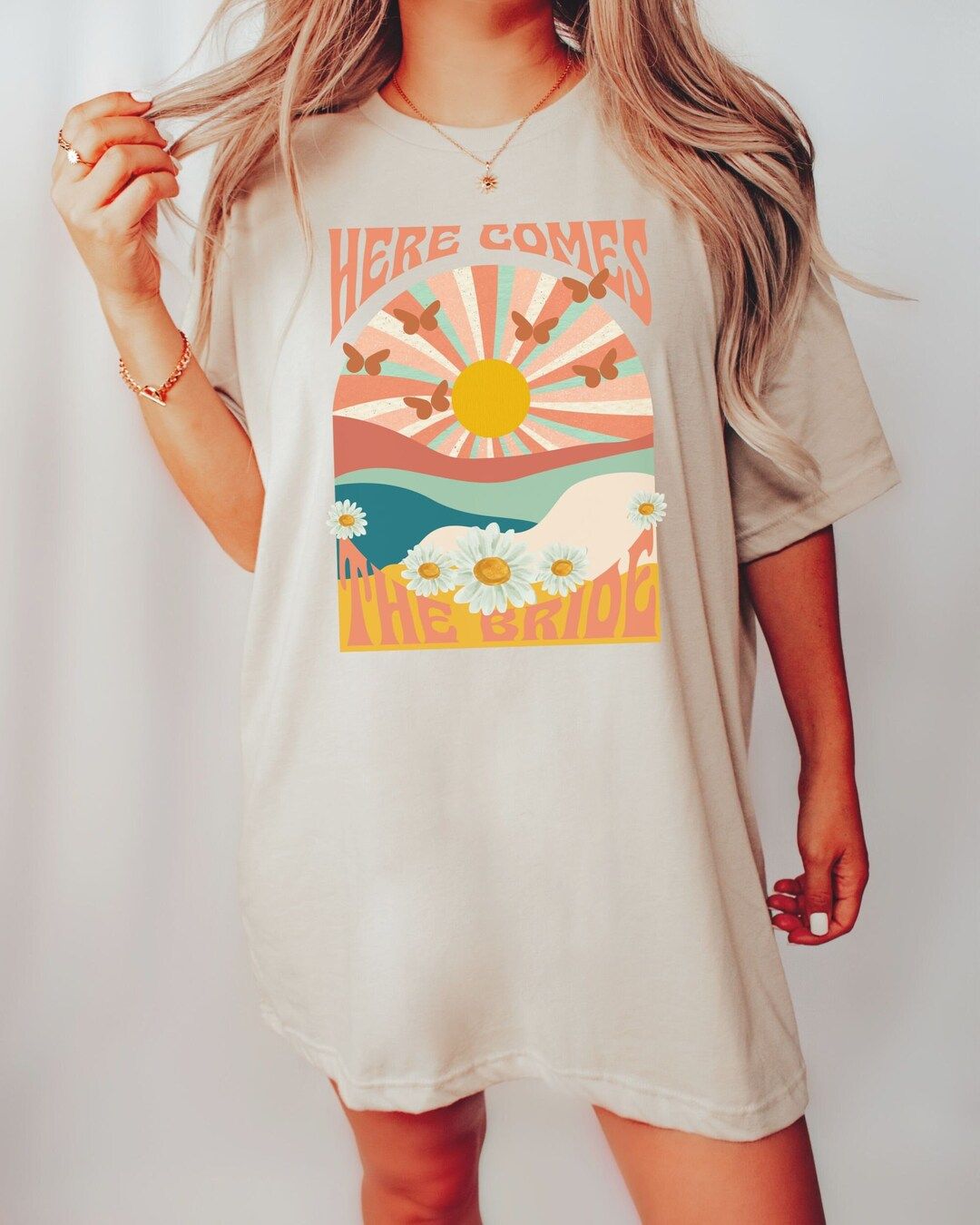 Here Comes the Bride, Vintage Bride T-shirt, Retro Bachelorette Party Shirts 70s Hippie Boho Retr... | Etsy (US)
