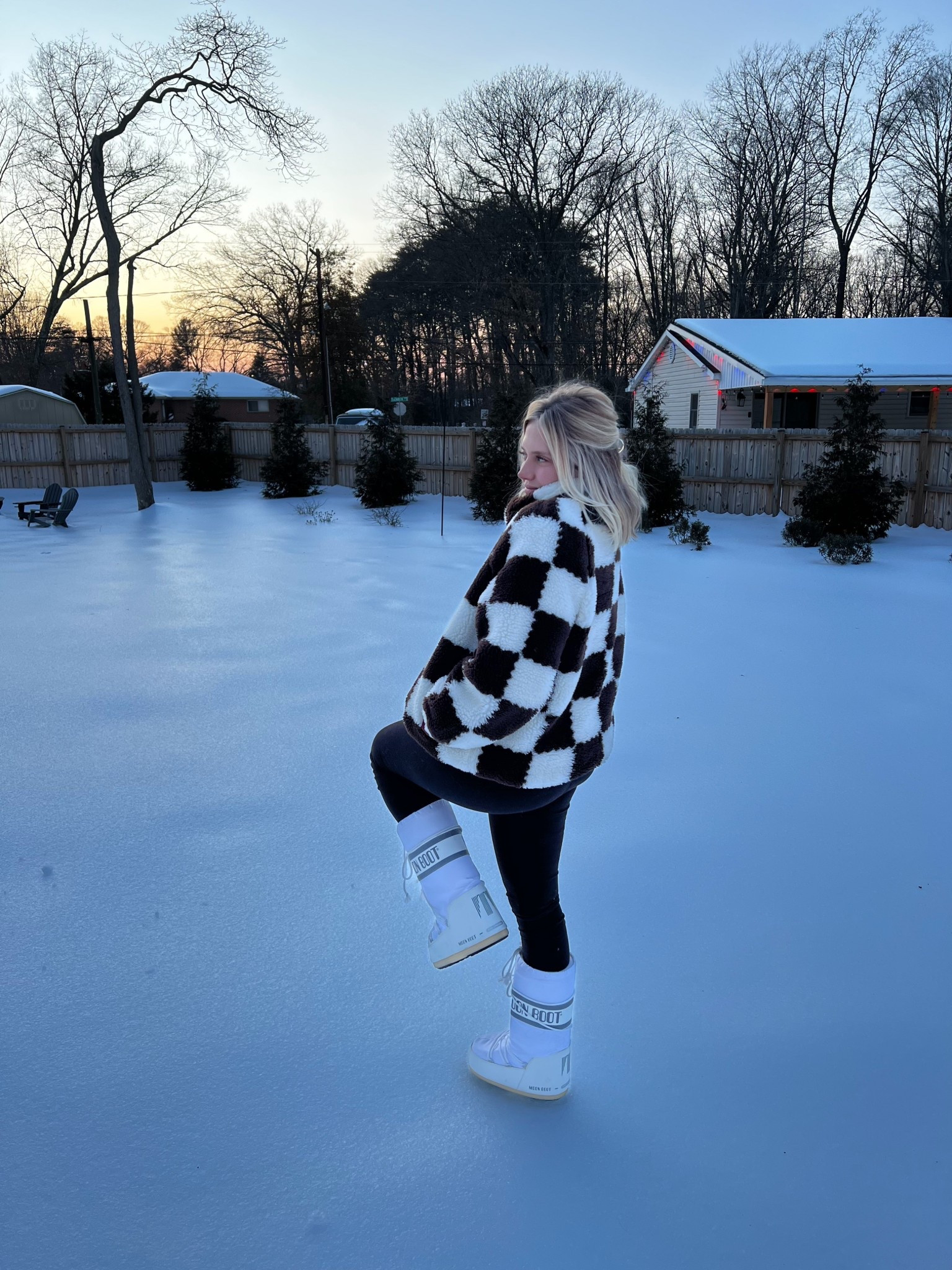 Cold weather but make it cute ❄️
Fuzzy jacket + moon boots = winter uniform I’m not taking off anytime soon.
Linked everything because yes… you need this level of cozy.

#winteroutfit
#cozychic
#moonboots
#fuzzyjacket
#winterstyle
#ltkfinds
#ltkunder200
#ltkseasonal
#outfitinspo
#winterfashion
#apresski
#coldweatherstyle
#styledaily

#LTKdayinmylife #LTKSeasonal