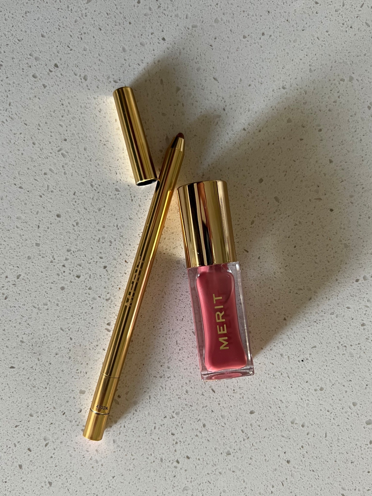 Two of my current faves from MERIT:

Signature Lip Sheer Lip Liner — glides on effortlessly, gives soft, natural definition, and keeps lips hydrated thanks to jojoba. Perfect for that no-fuss, everyday look.

Shade Slick Hydrating Tinted Lip Oil — a sheer wash of color with high-shine, super hydrating, and keeps lips feeling soft all day. 💧

Vegan, cruelty-free, and perfect for busy mamas who want quick, easy, gorgeous lips without the fuss.


#LTKBeauty #LTKFindsUnder50 #LTKOver40